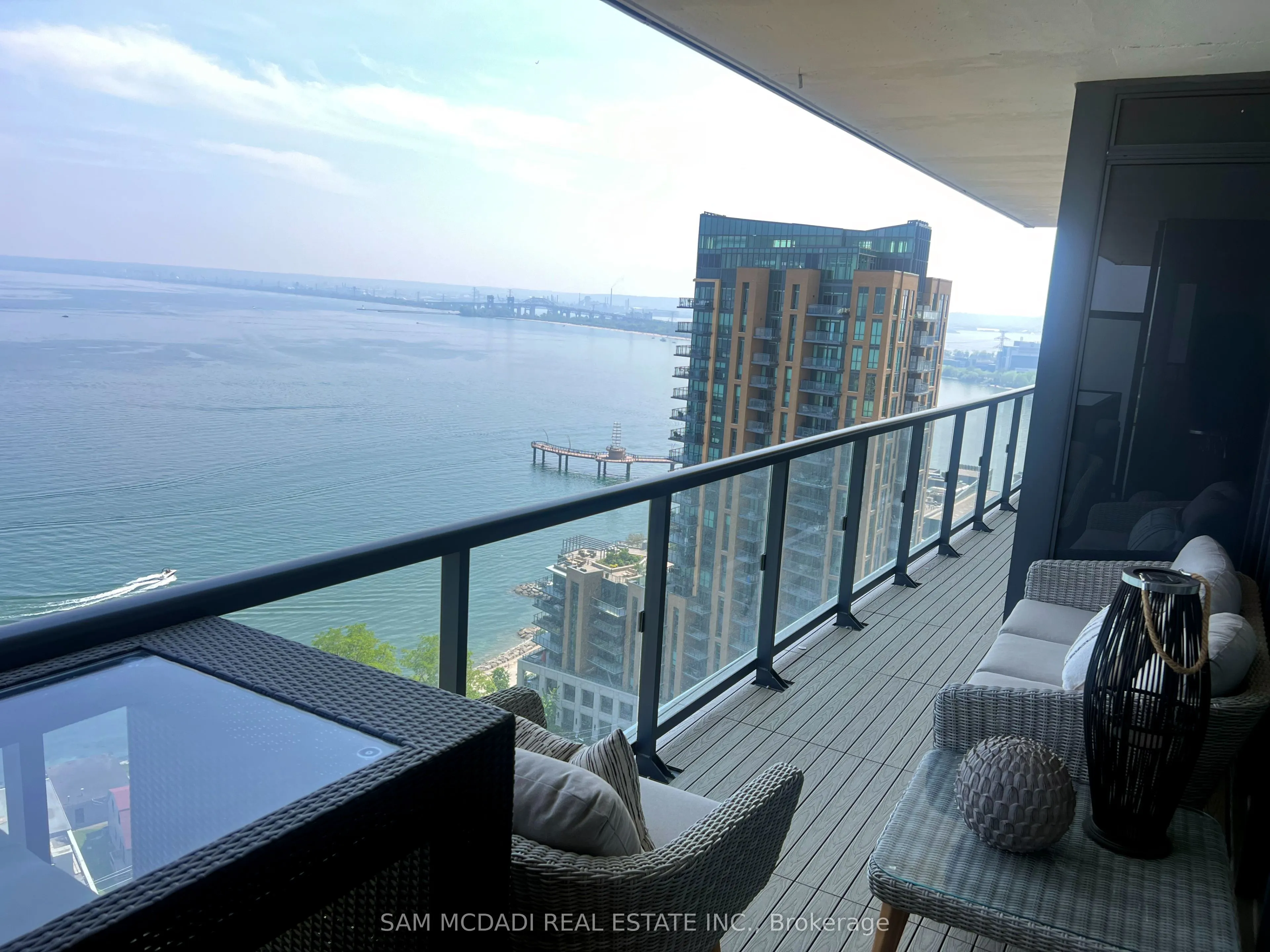 370 Martha Street, #2204