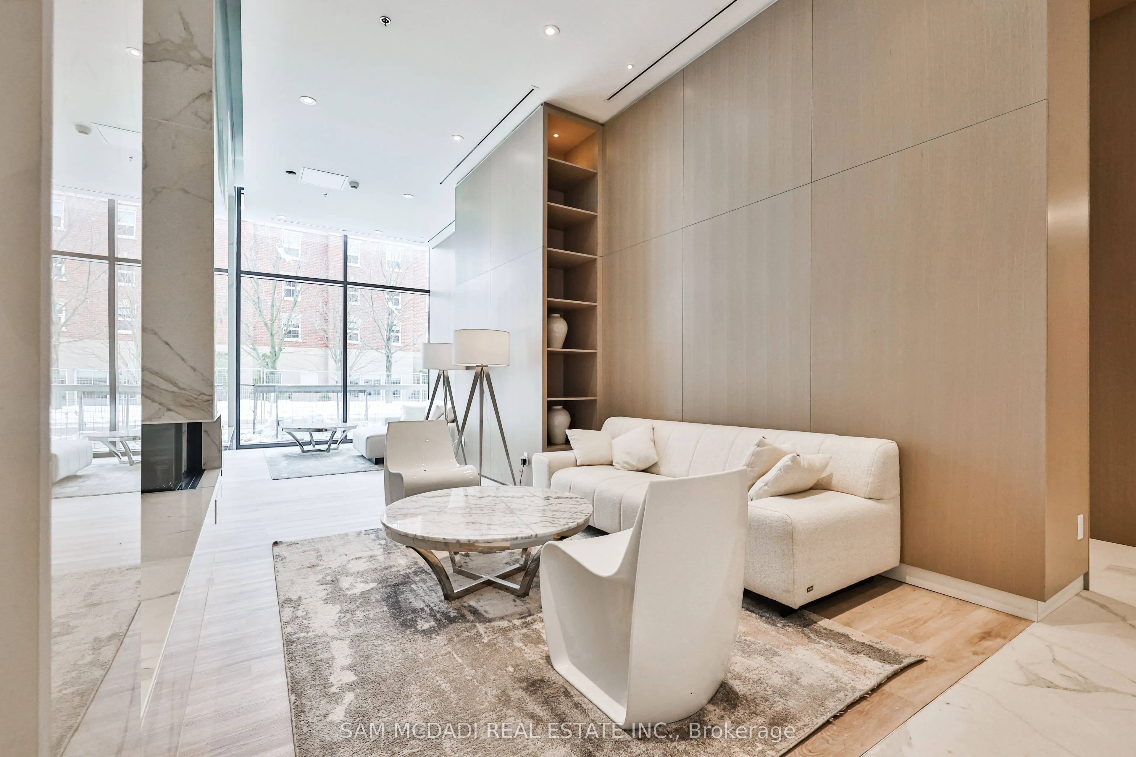 370 Martha Street, #2204