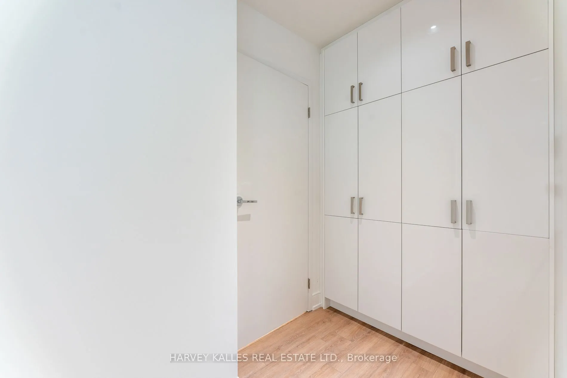 289 The Kingsway, #104