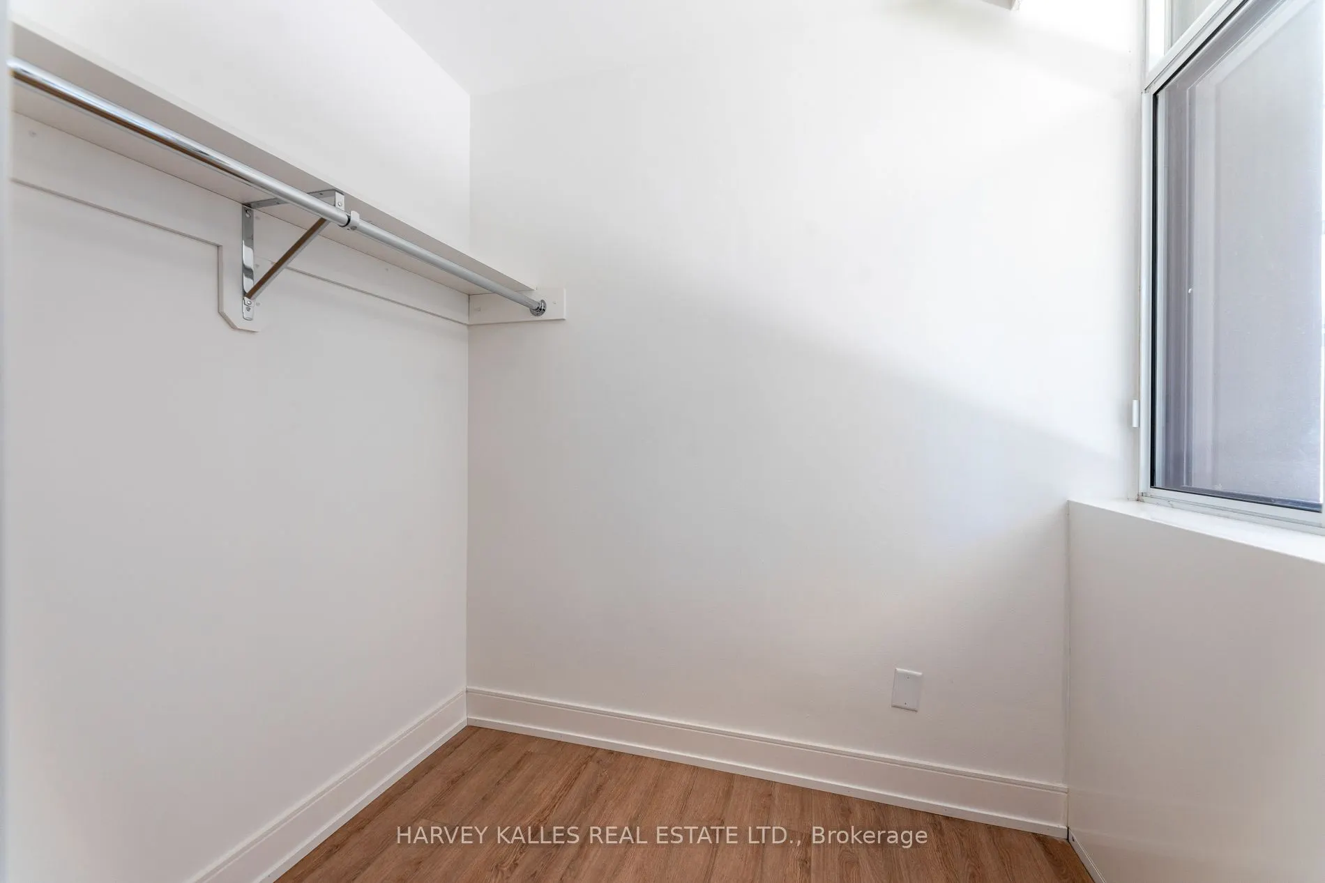 289 The Kingsway, #104