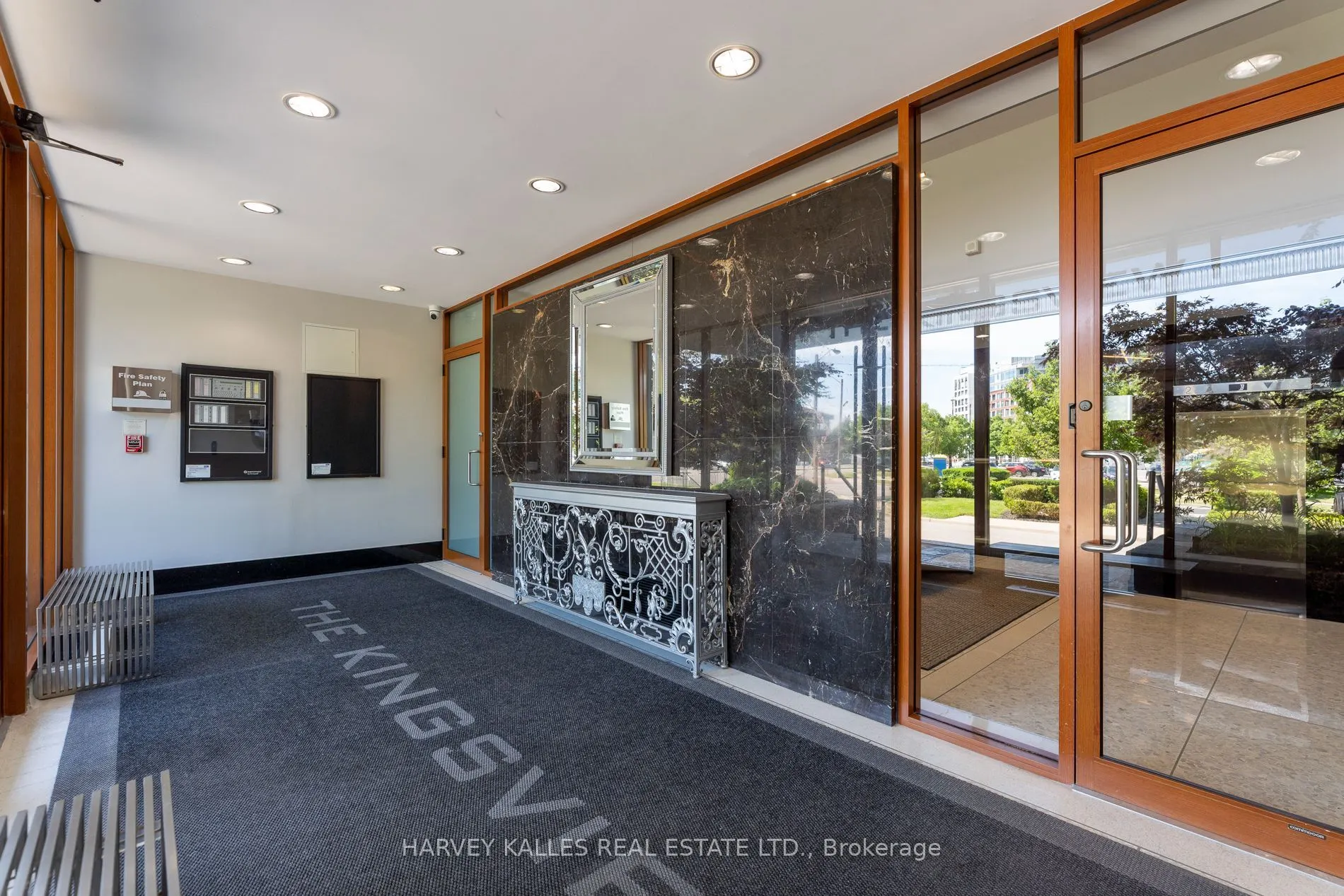 289 The Kingsway, #104