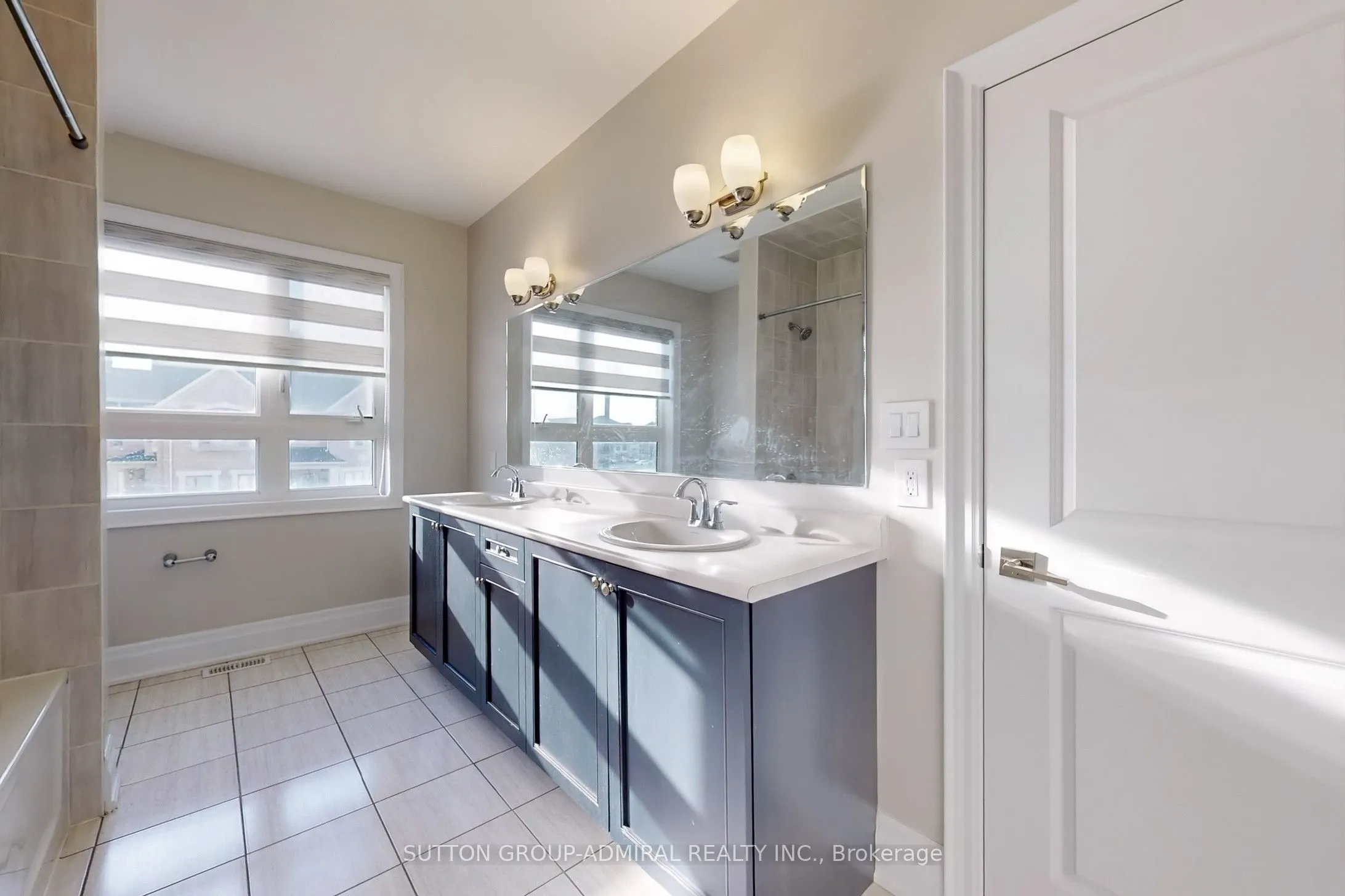 15 Settlers Field Road