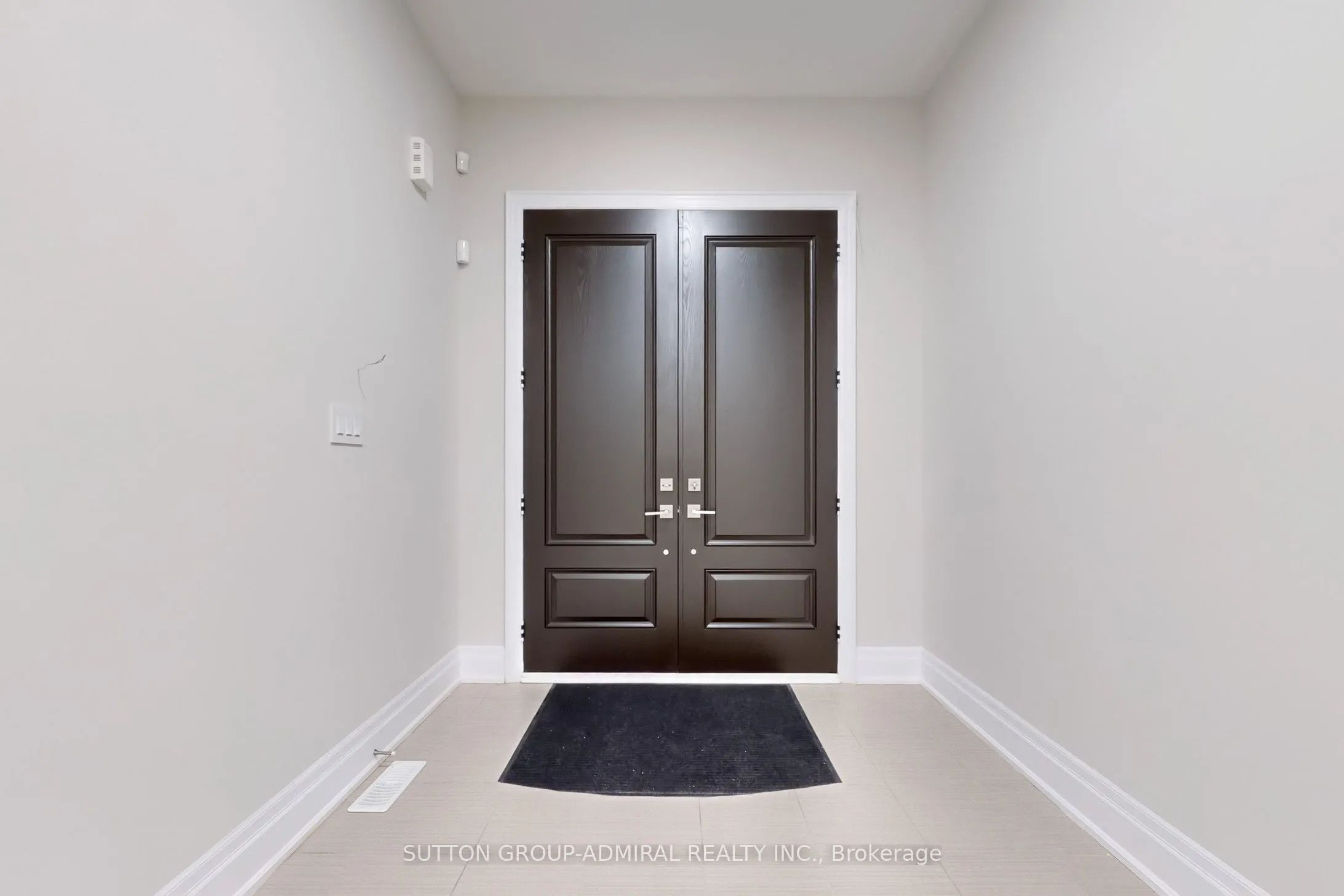 15 Settlers Field Road