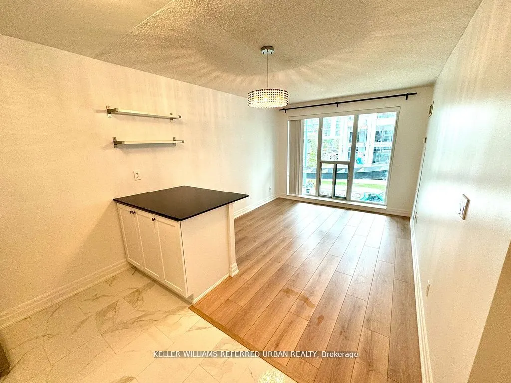2121 Lake Shore Boulevard W, #213