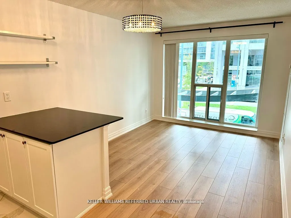 2121 Lake Shore Boulevard W, #213