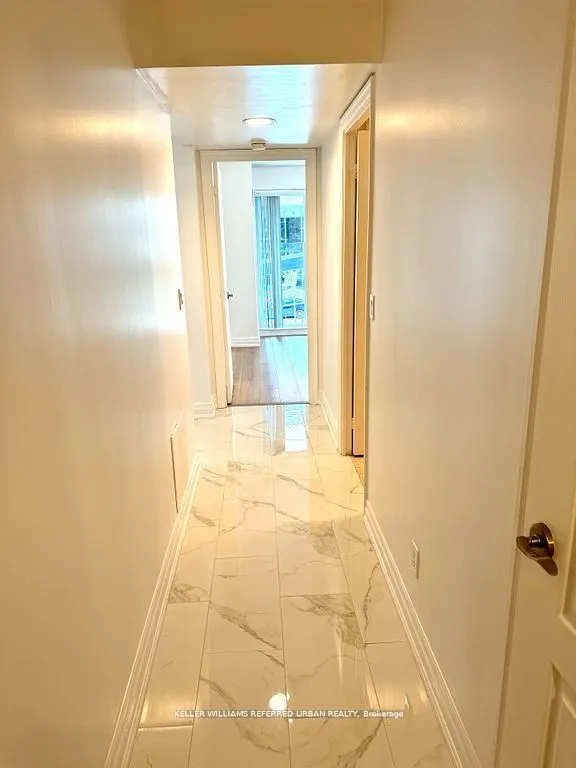 2121 Lake Shore Boulevard W, #213