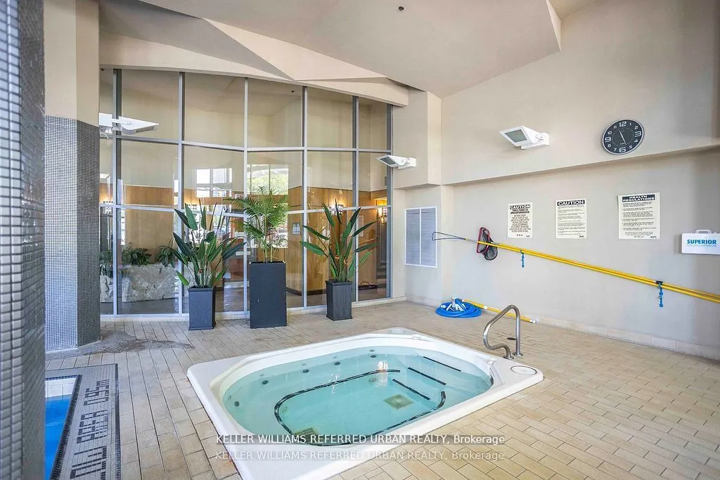2121 Lake Shore Boulevard W, #213