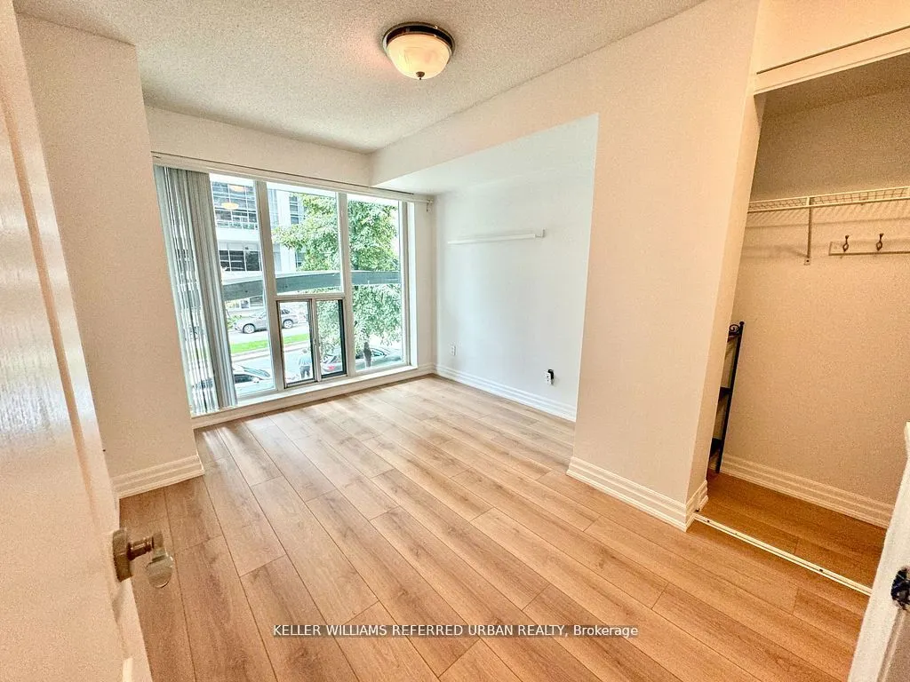 2121 Lake Shore Boulevard W, #213