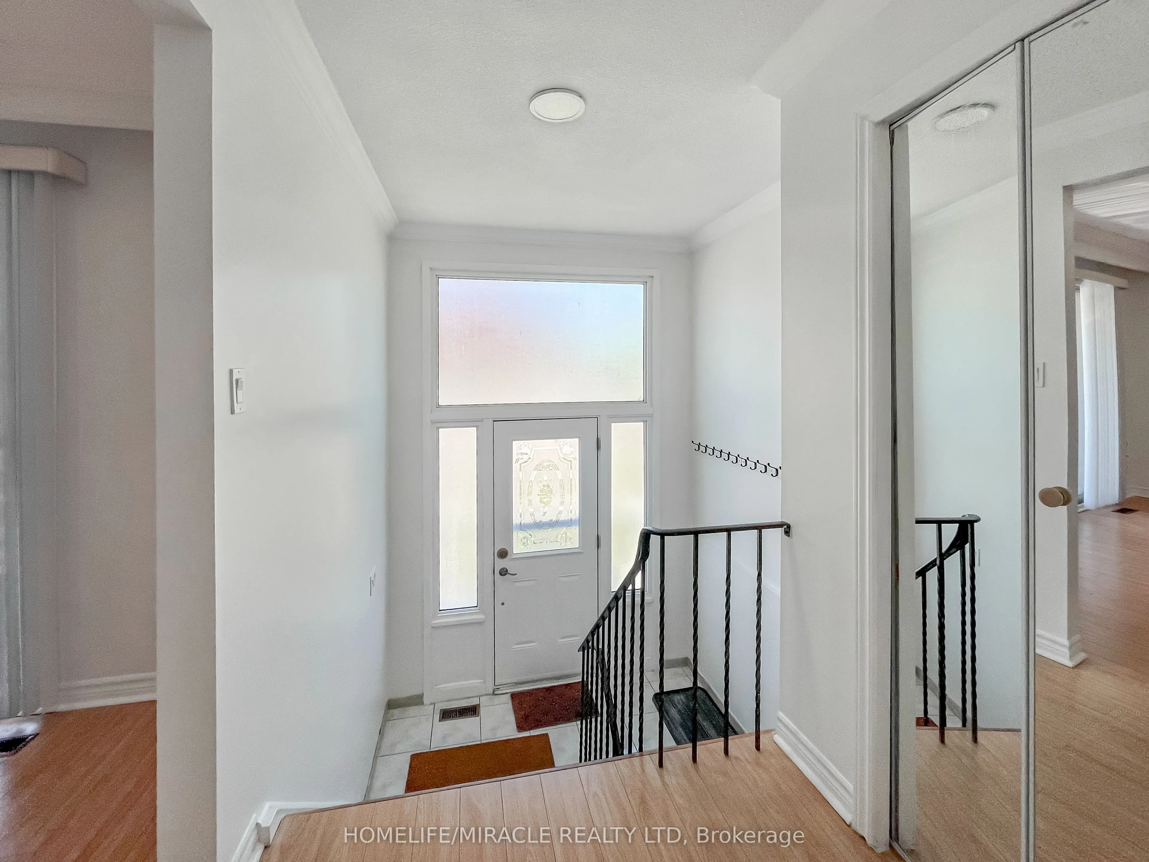 3485 Oakglade Crescent