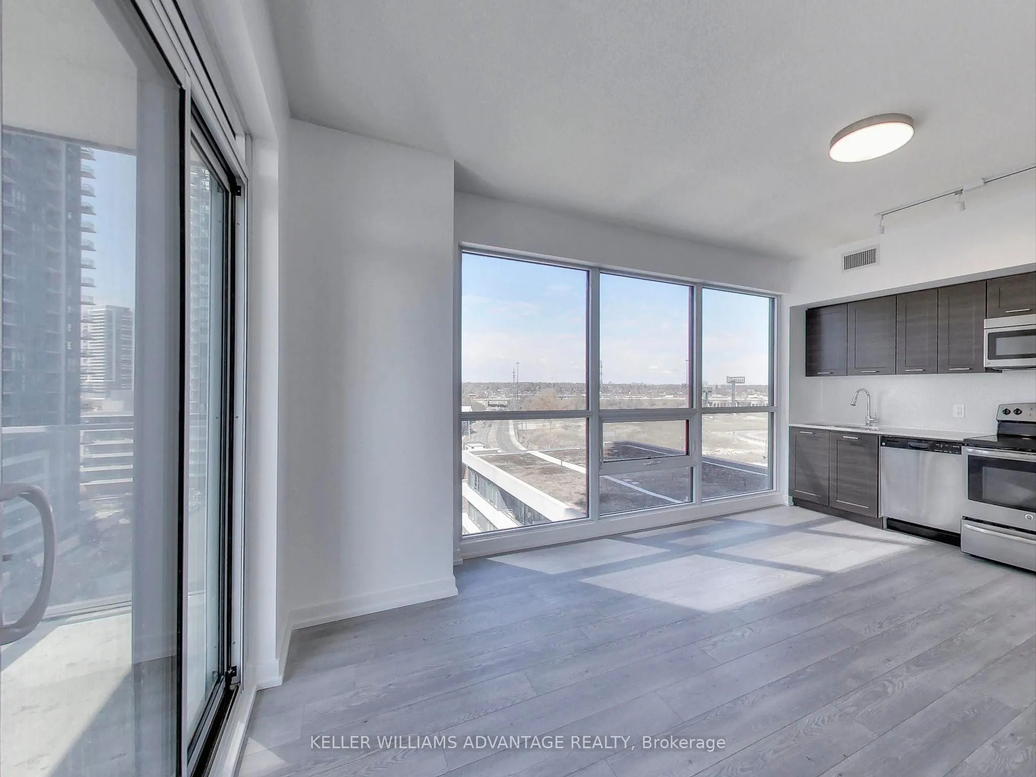 2200 Lake Shore Boulevard W, #1104