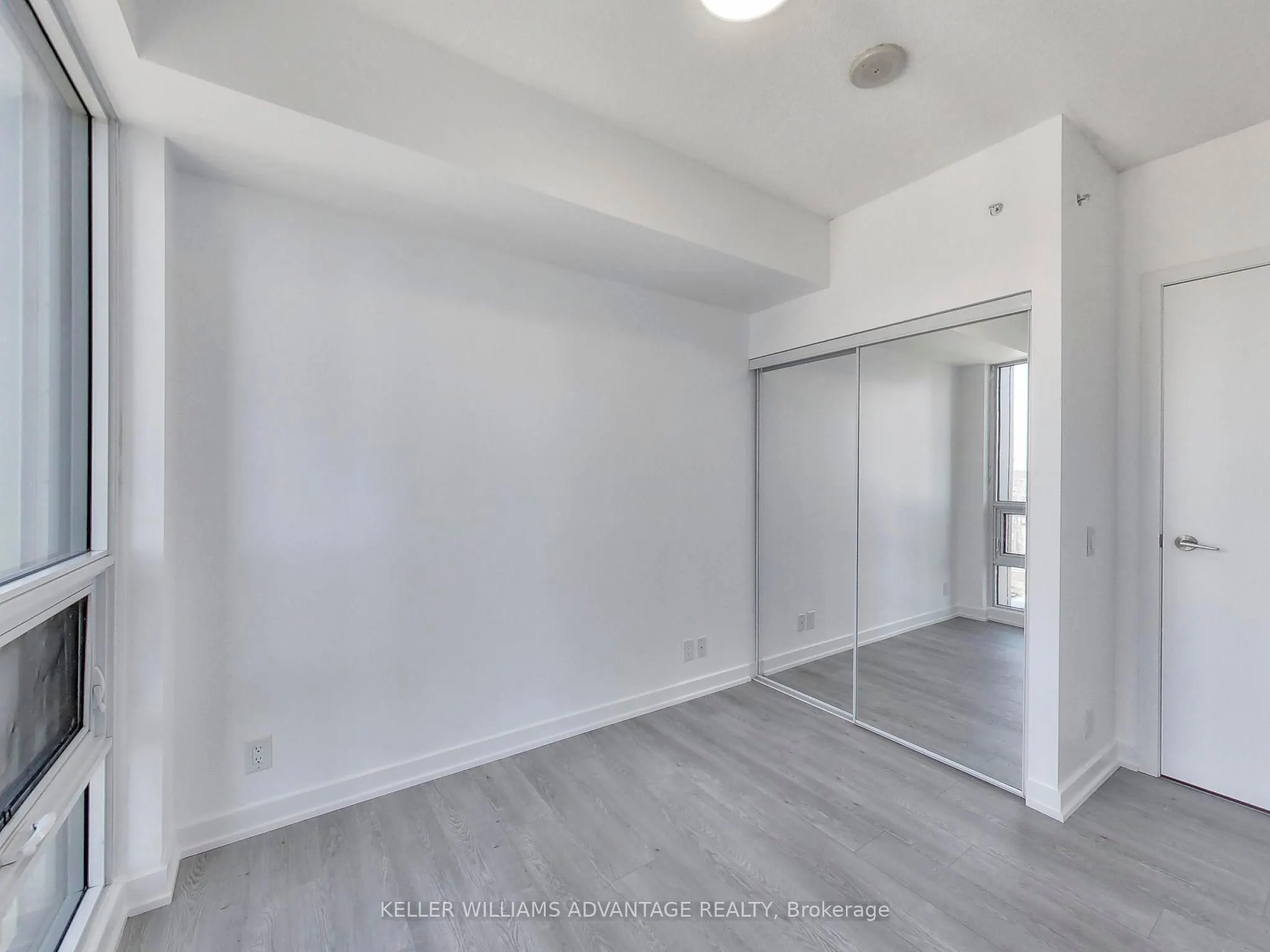 2200 Lake Shore Boulevard W, #1104