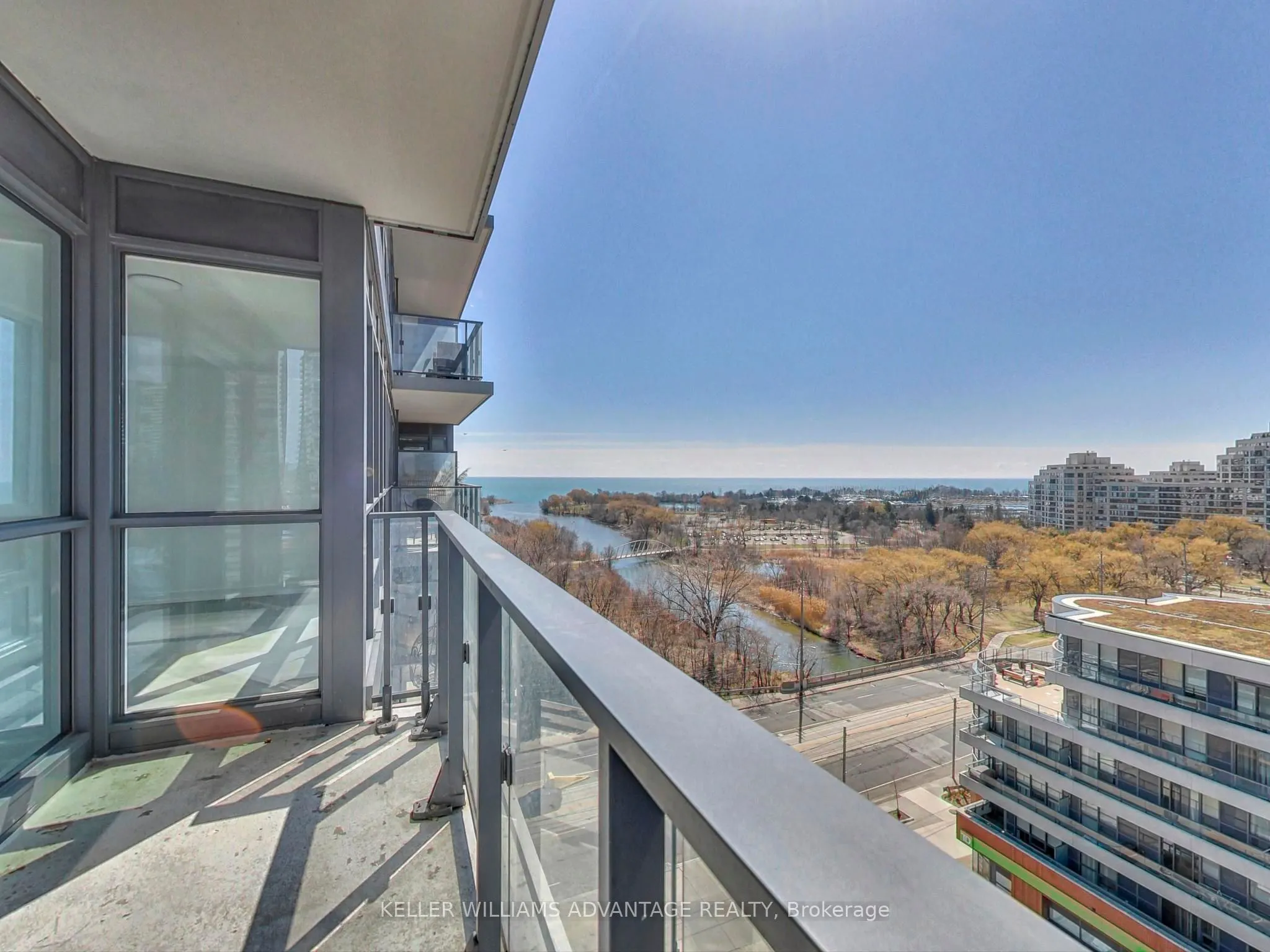 2200 Lake Shore Boulevard W, #1104