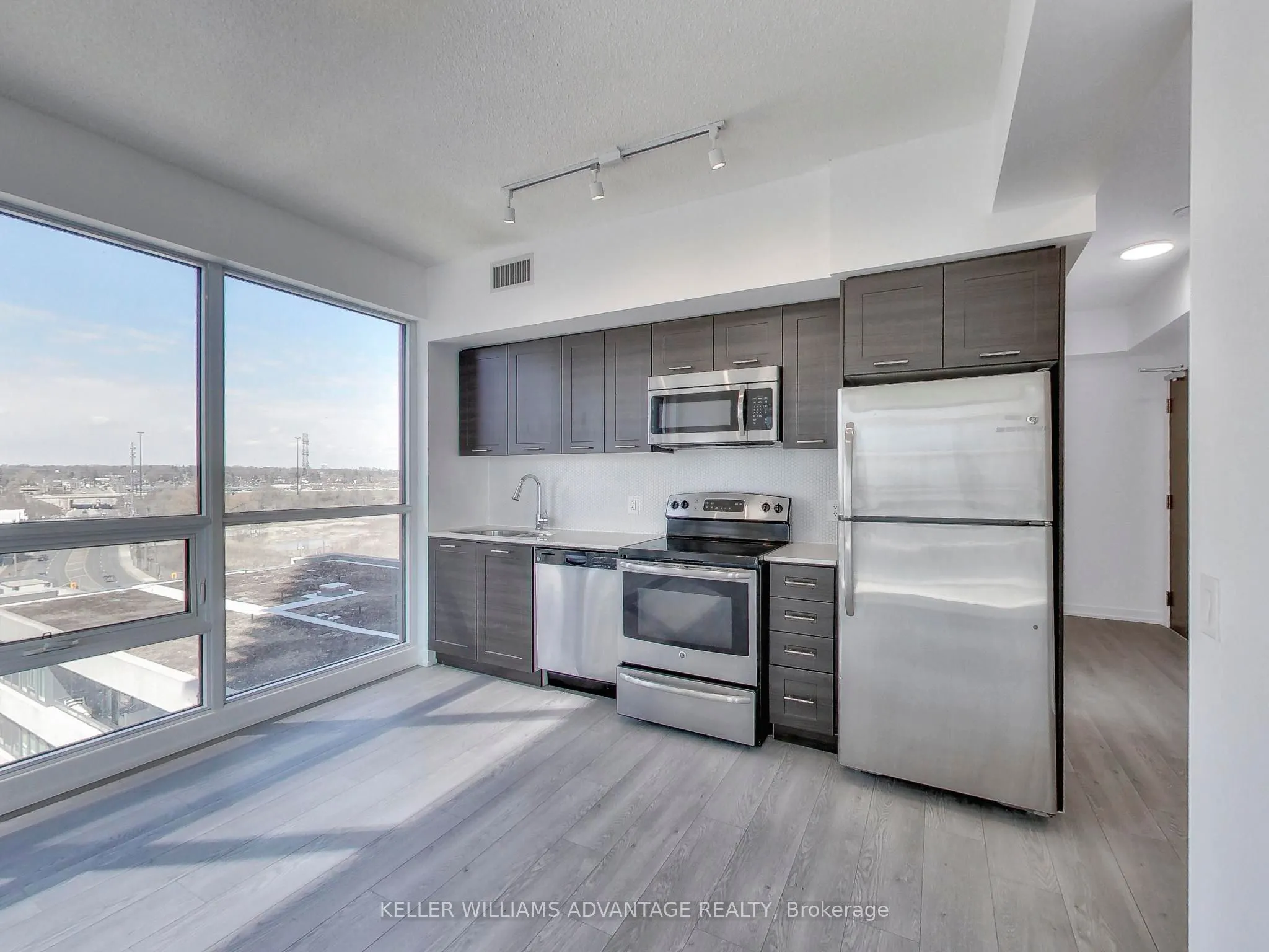 2200 Lake Shore Boulevard W, #1104