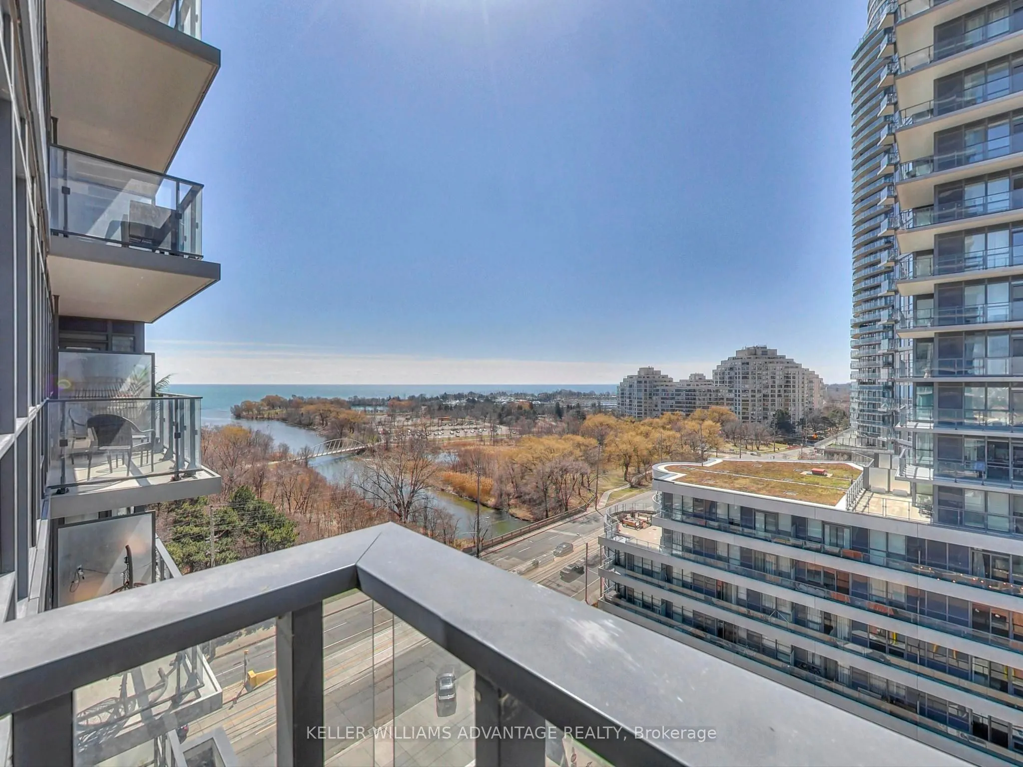 2200 Lake Shore Boulevard W, #1104