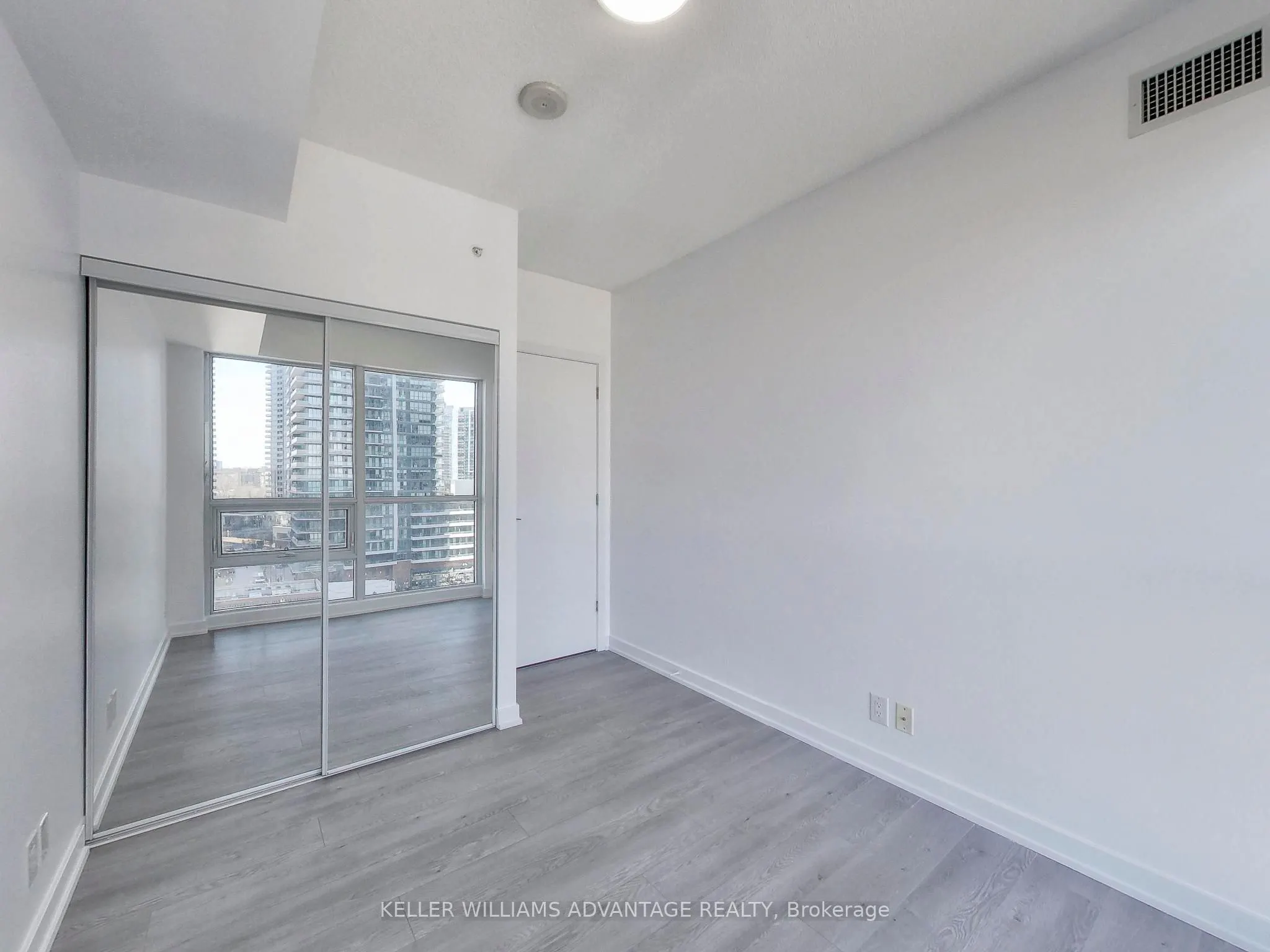 2200 Lake Shore Boulevard W, #1104
