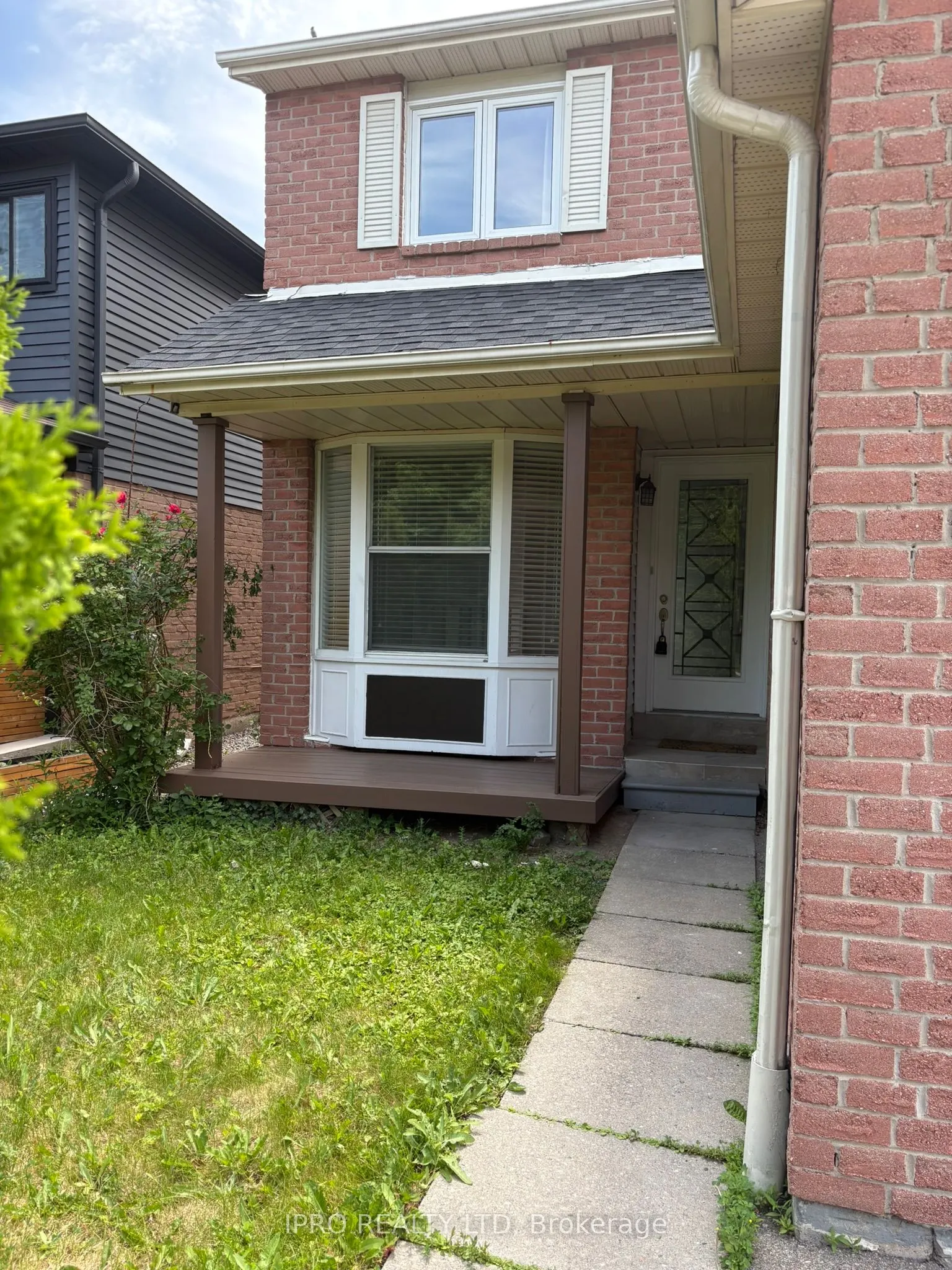 3255 Anderson Crescent