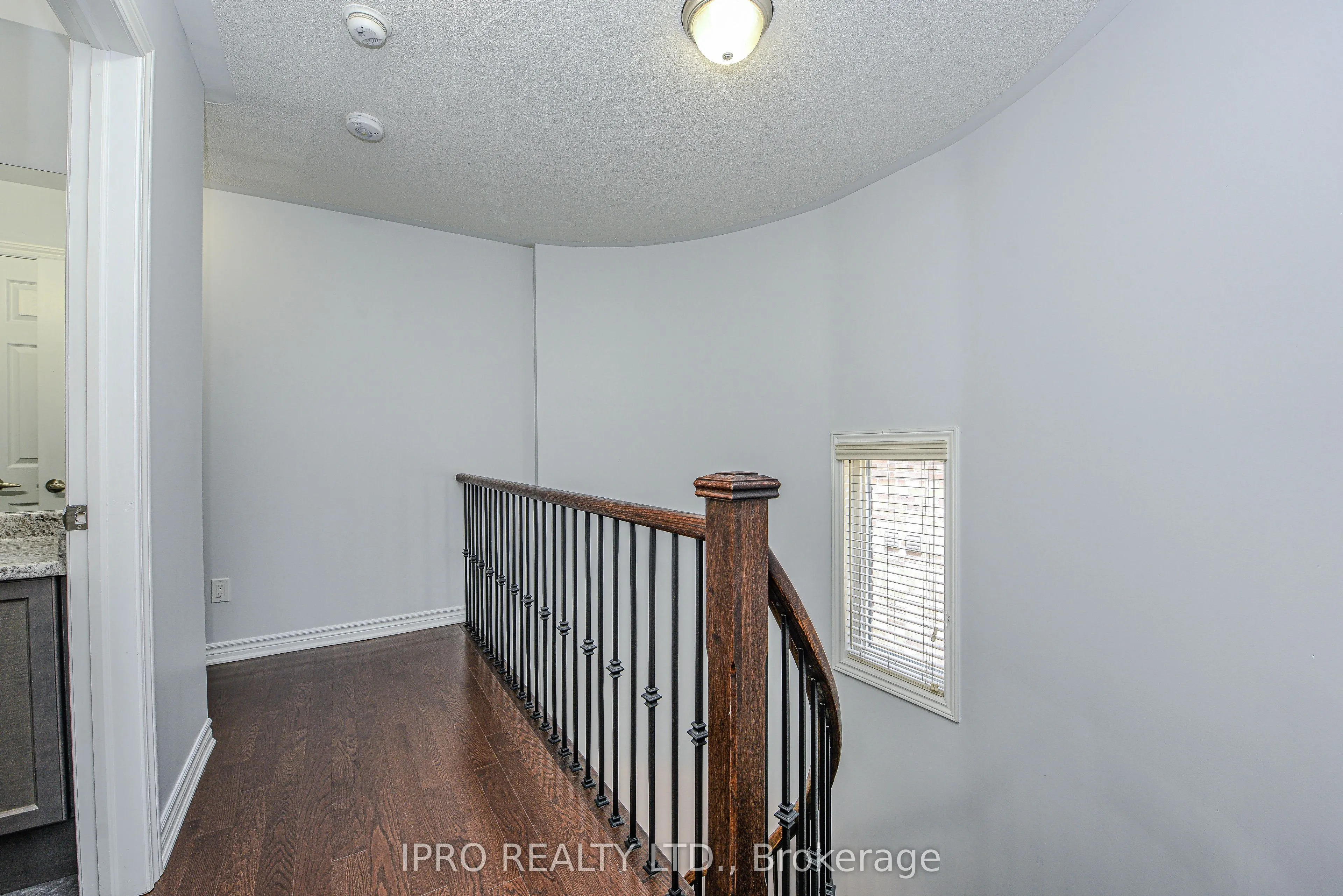 29 Gammon Crescent S