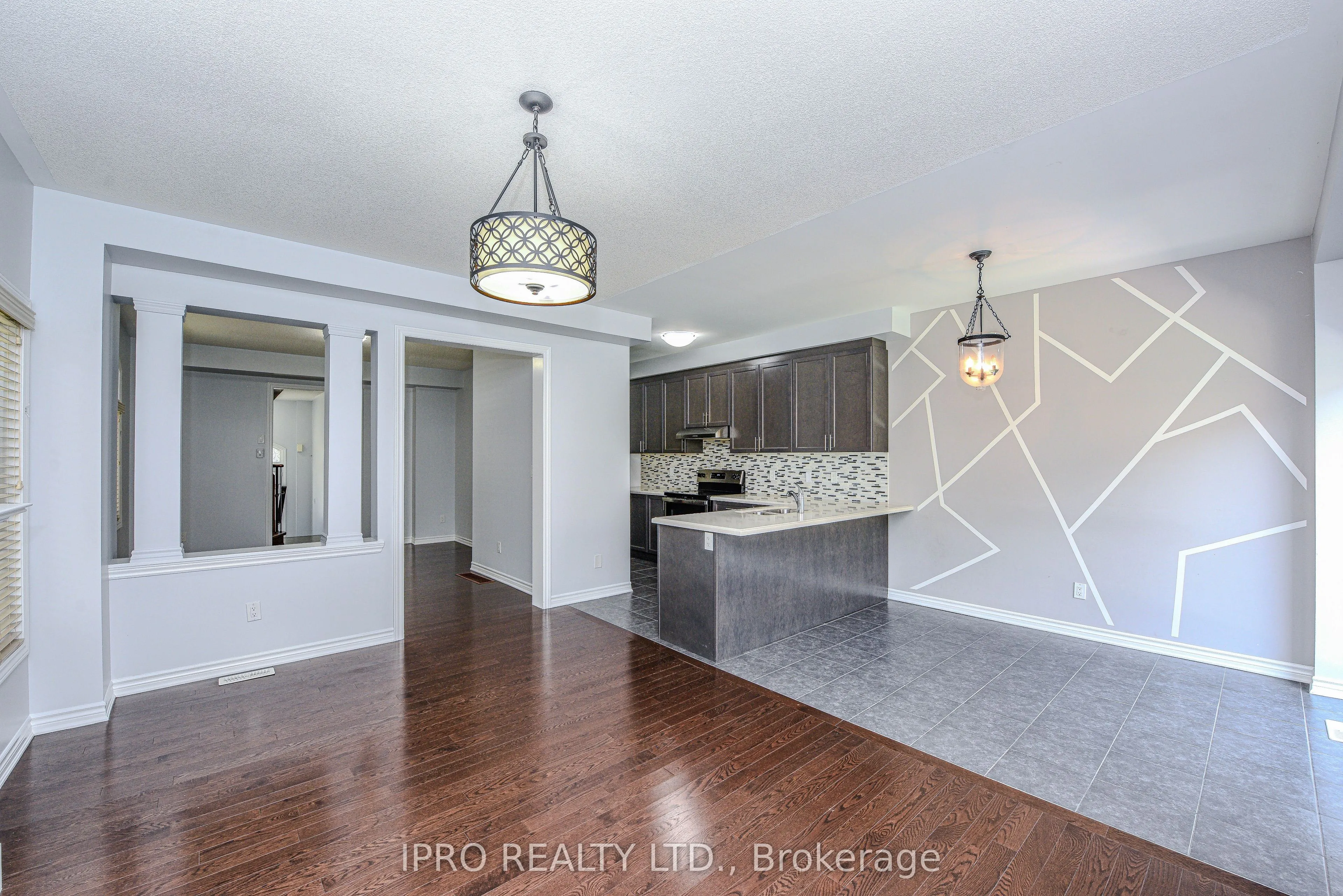 29 Gammon Crescent S