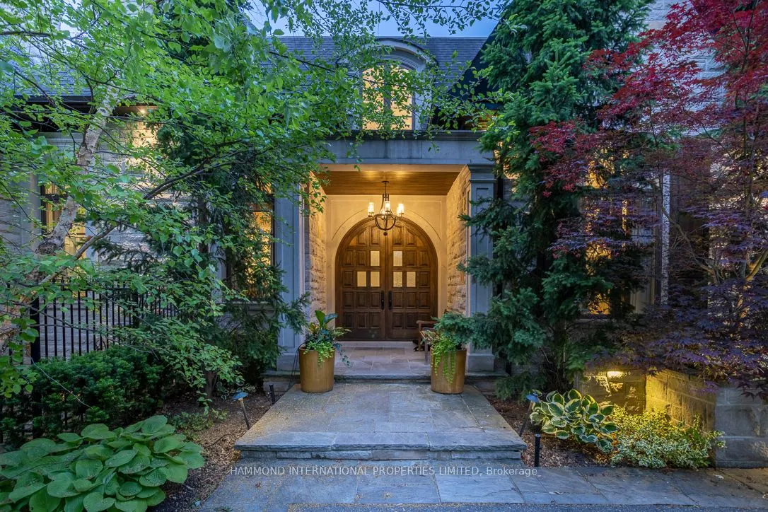 42 Lorraine Gardens