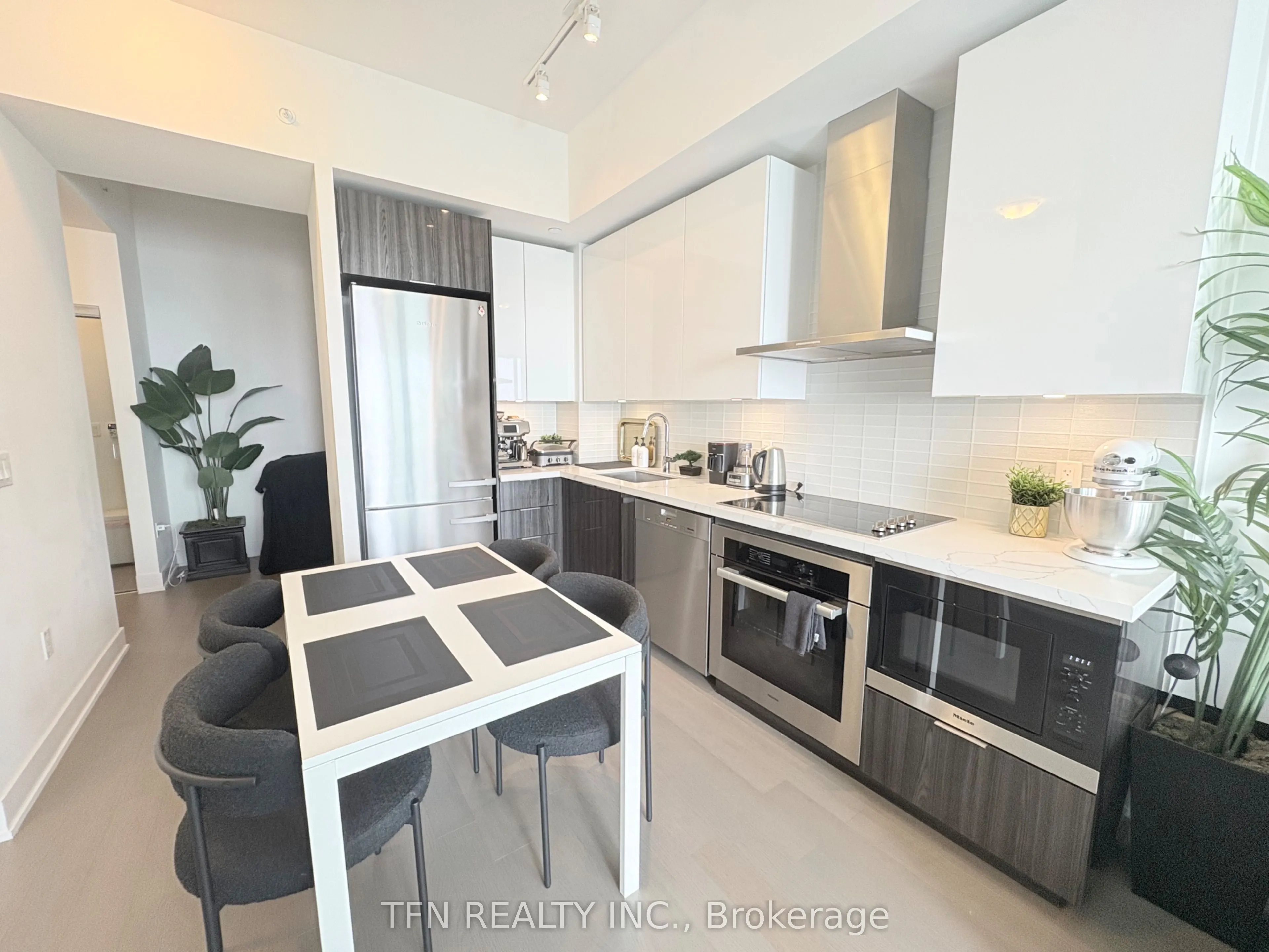 20 Shore Breeze Drive, #4505