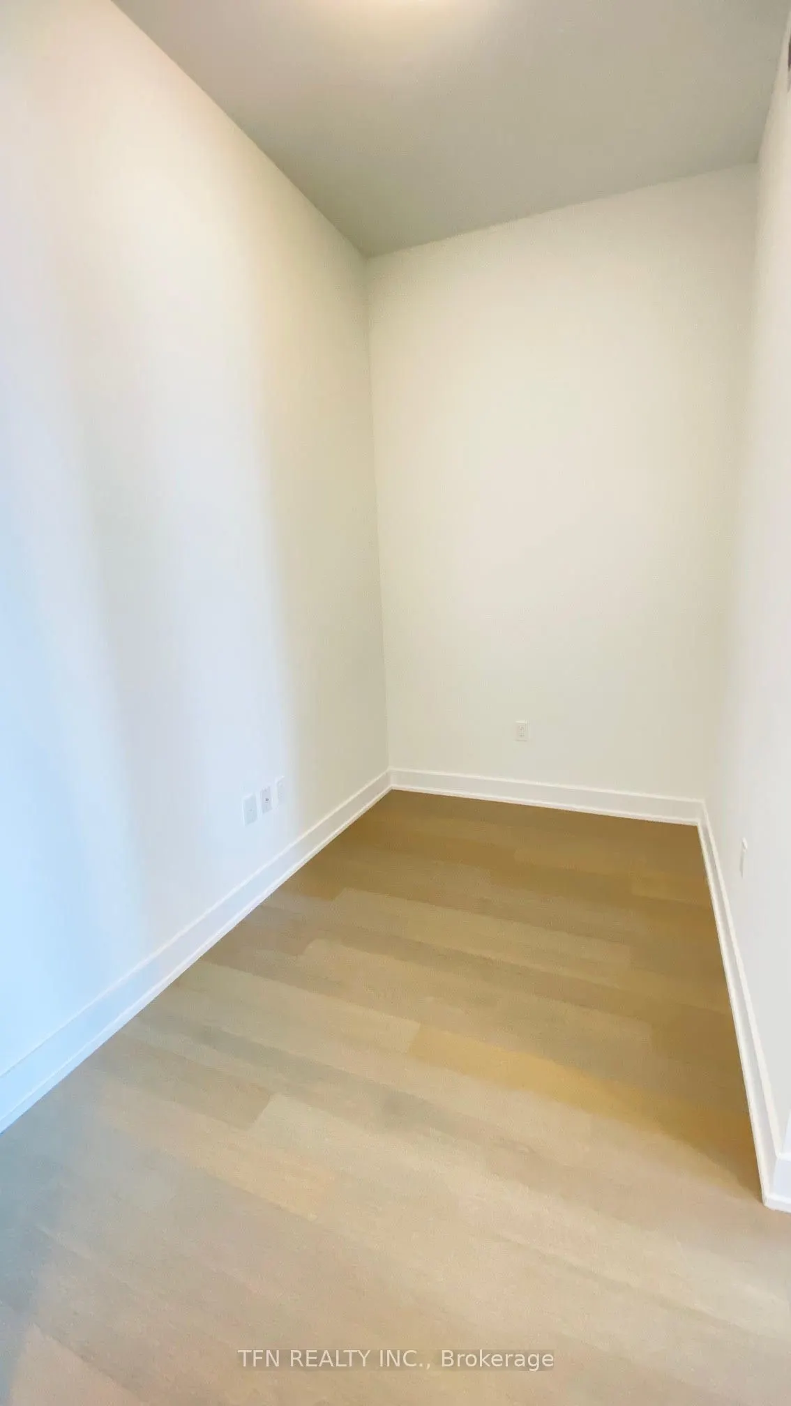 20 Shore Breeze Drive, #4505