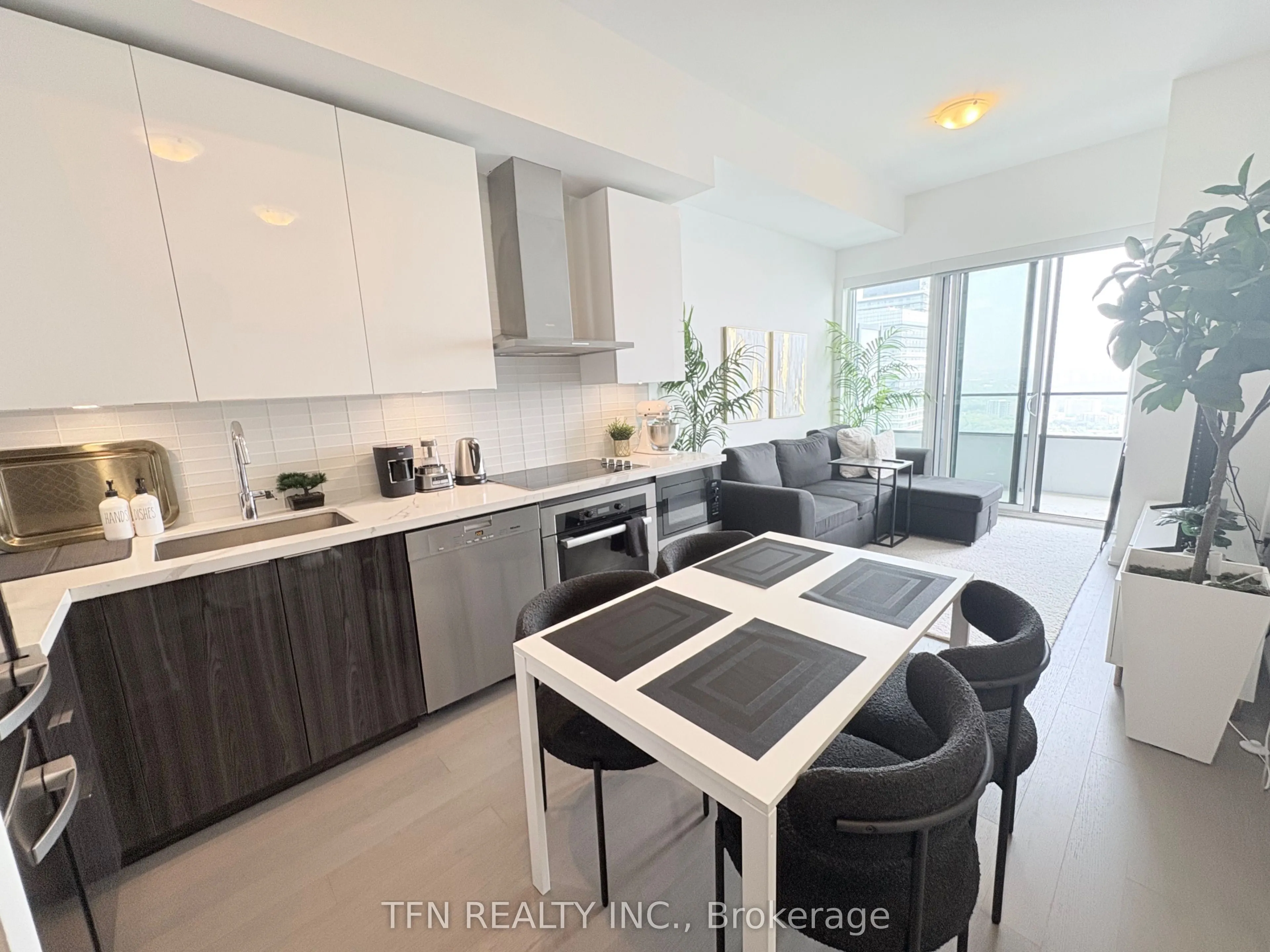 20 Shore Breeze Drive, #4505