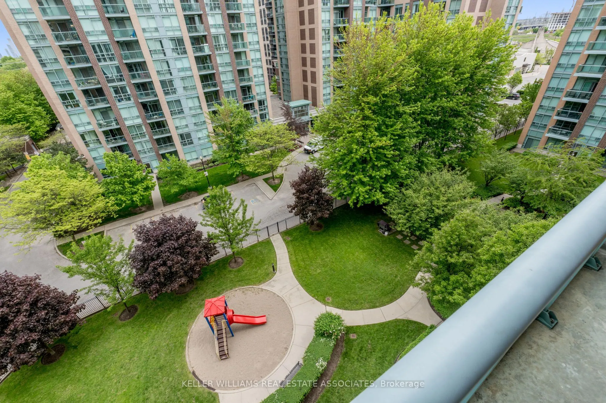 15 Michael Power Place, #709