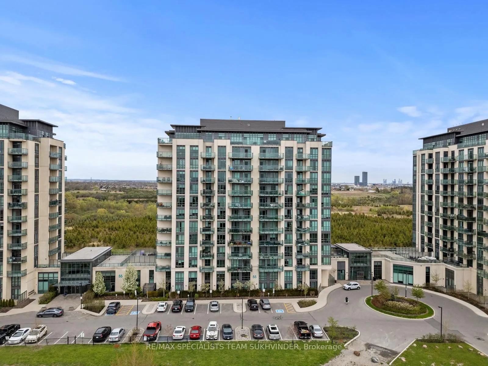 55 Yorkland Boulevard, #107