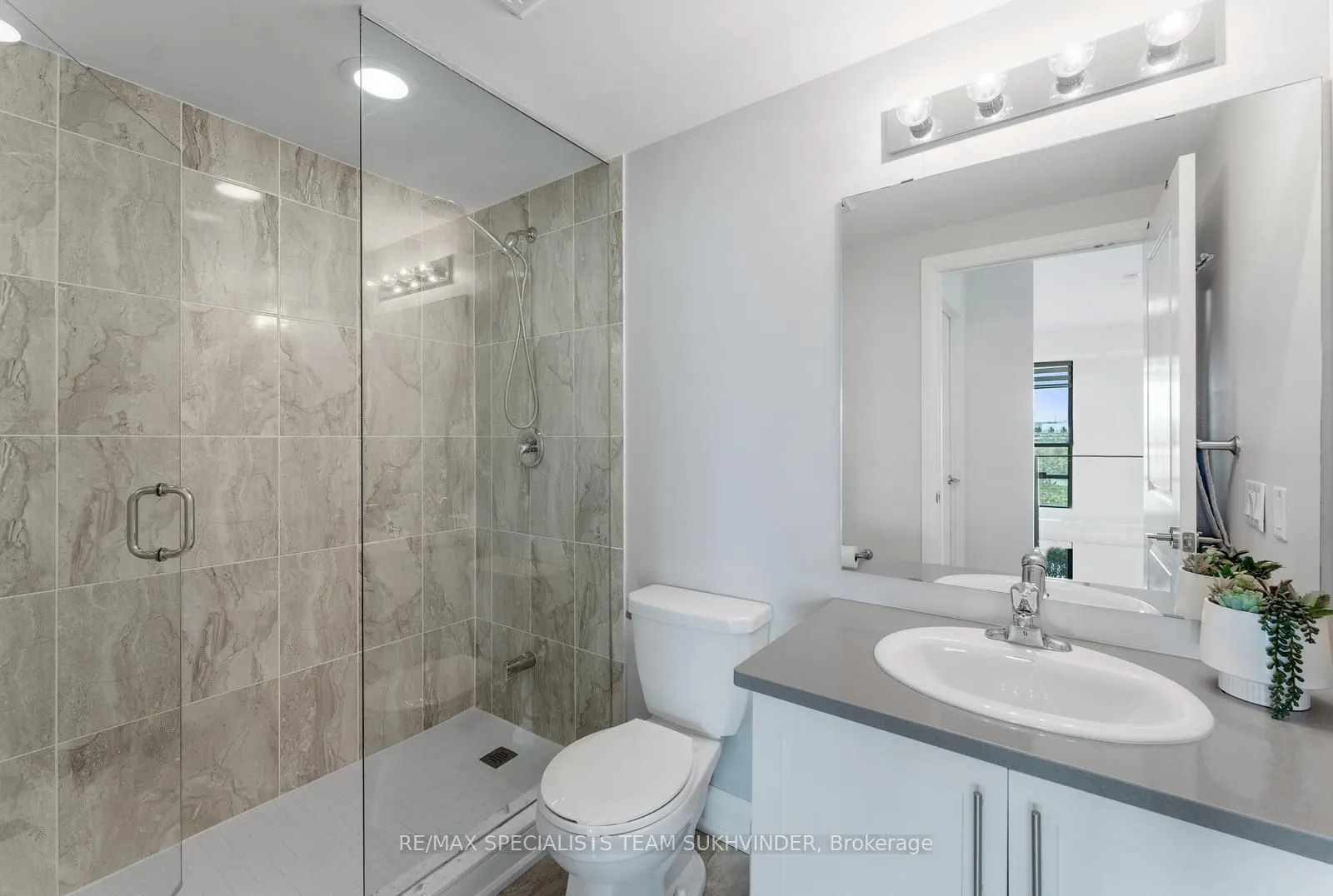 55 Yorkland Boulevard, #107