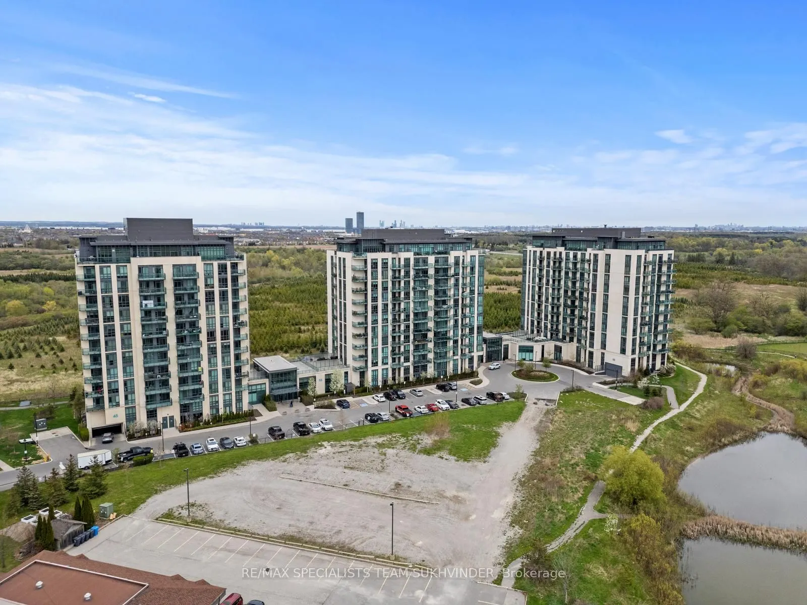 55 Yorkland Boulevard, #107