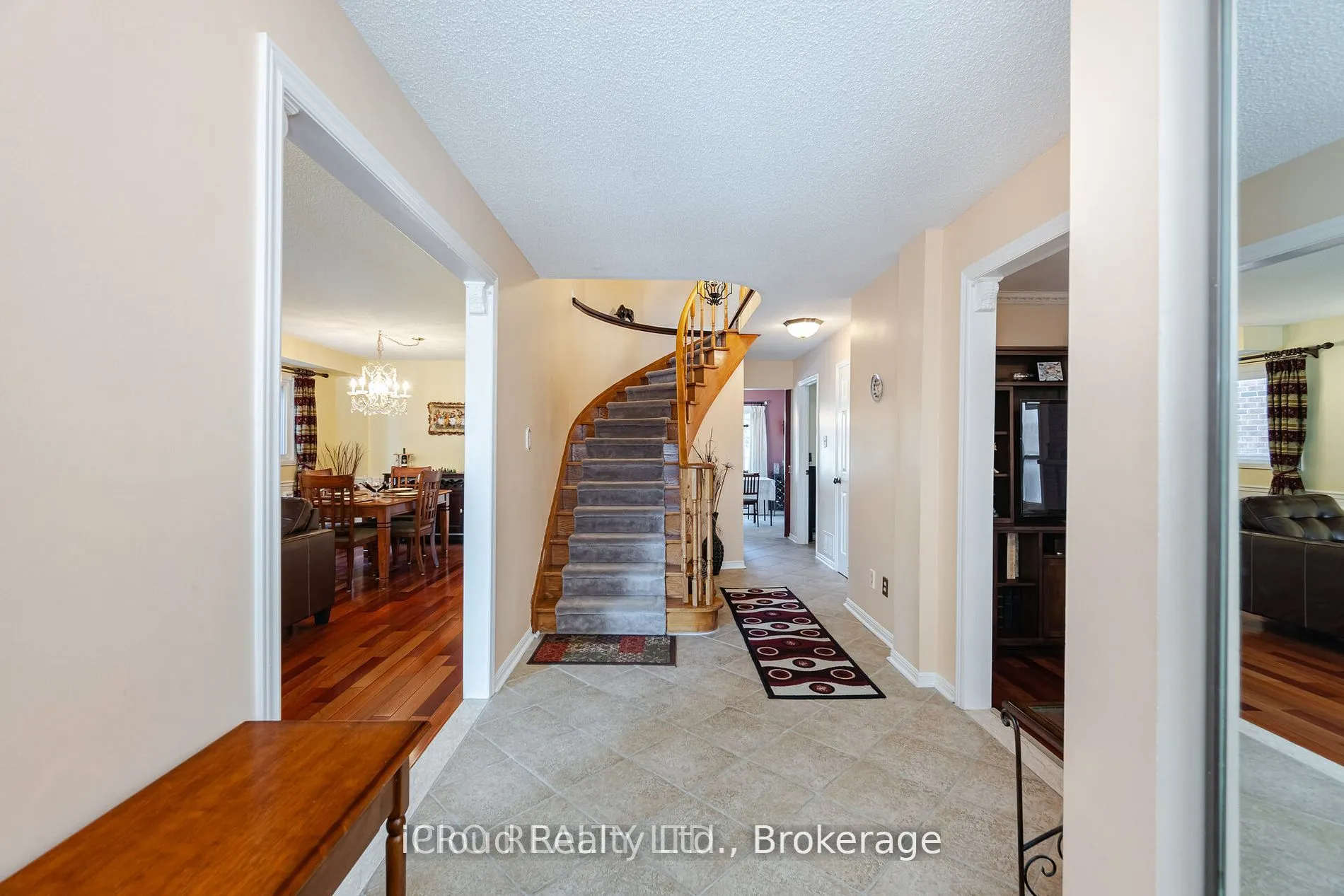 1615 Sir Monty's Drive