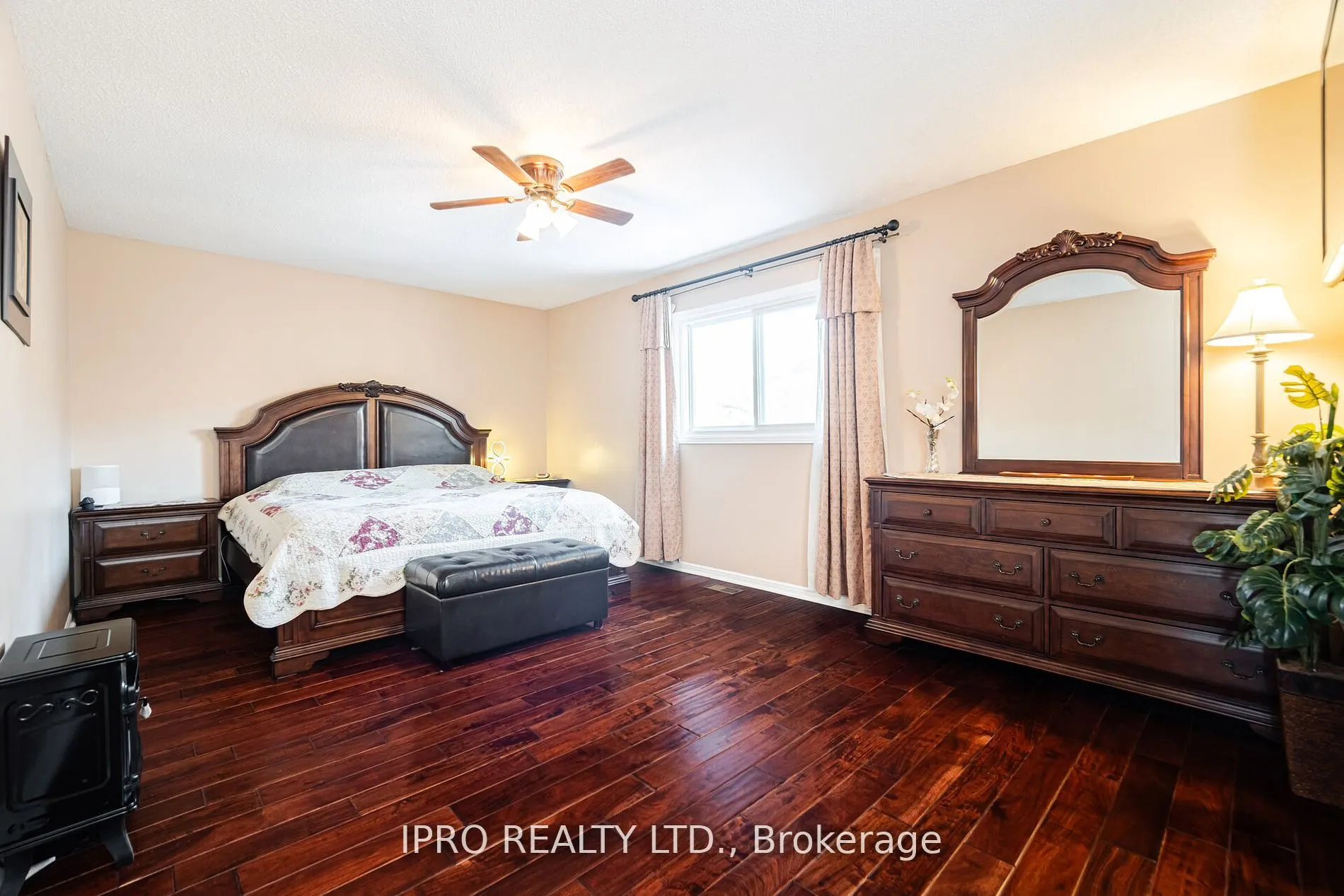 1615 Sir Monty's Drive
