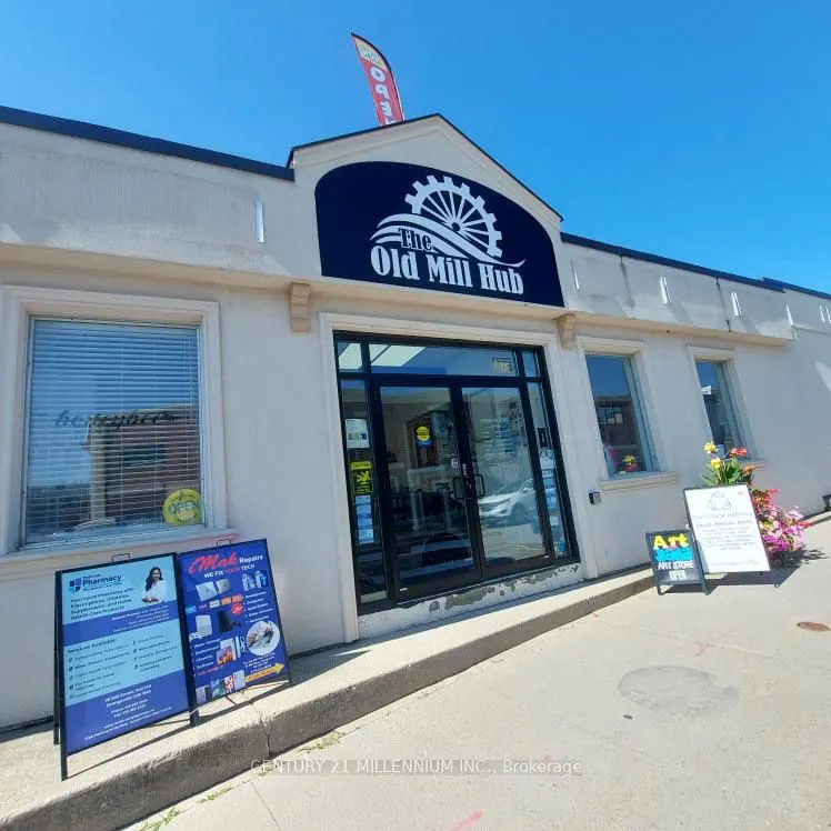 28 Mill Street, #102