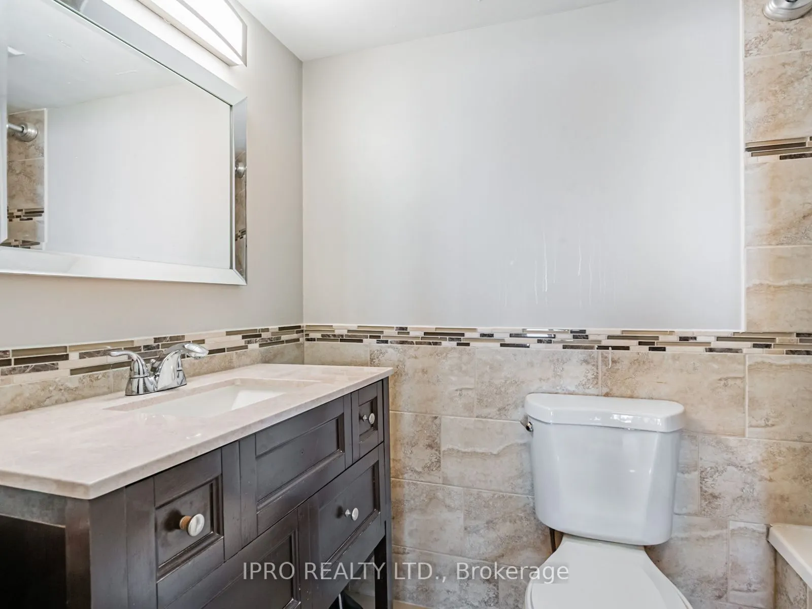 350 Webb Drive, #1806