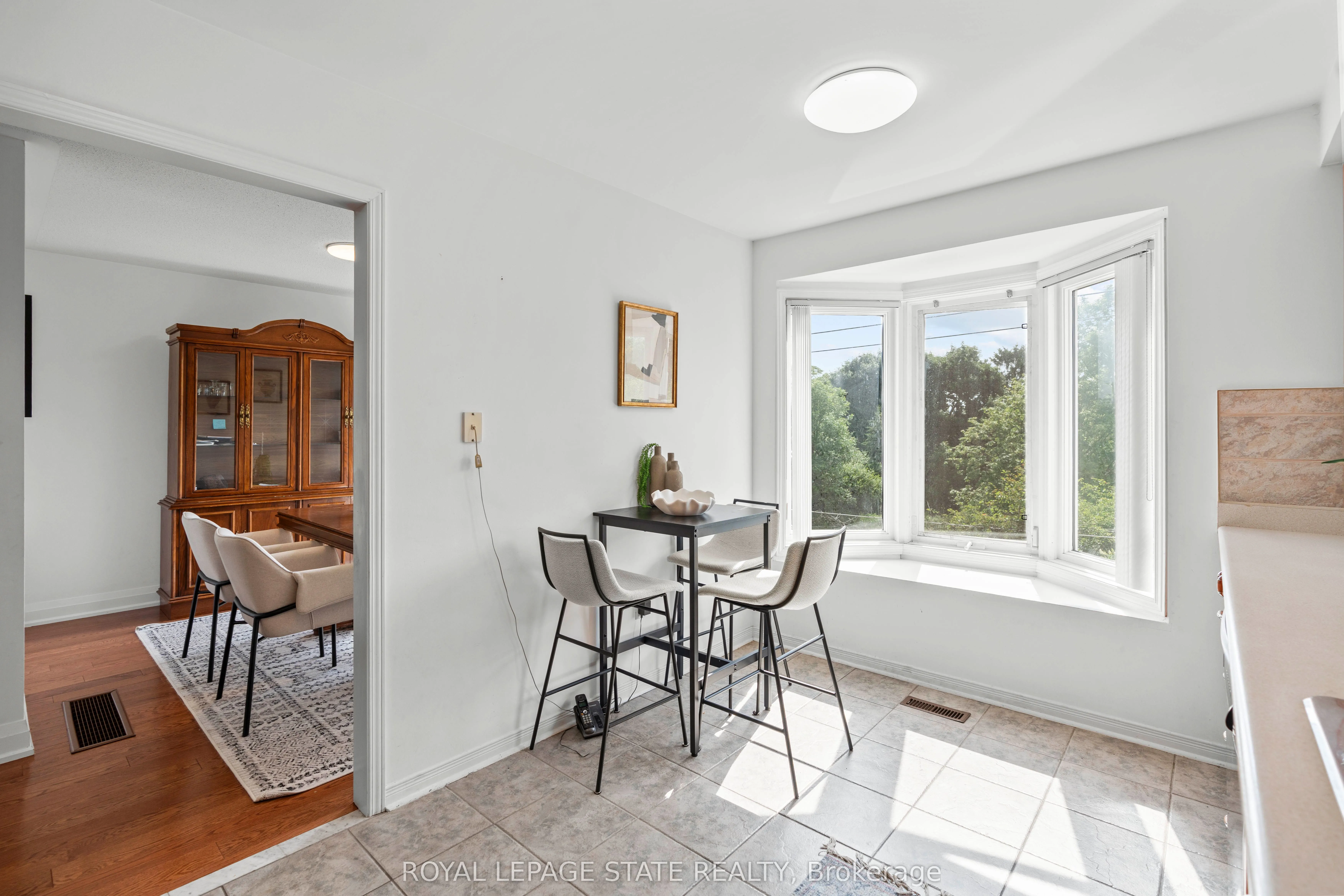 5090 Fairview Street, #20