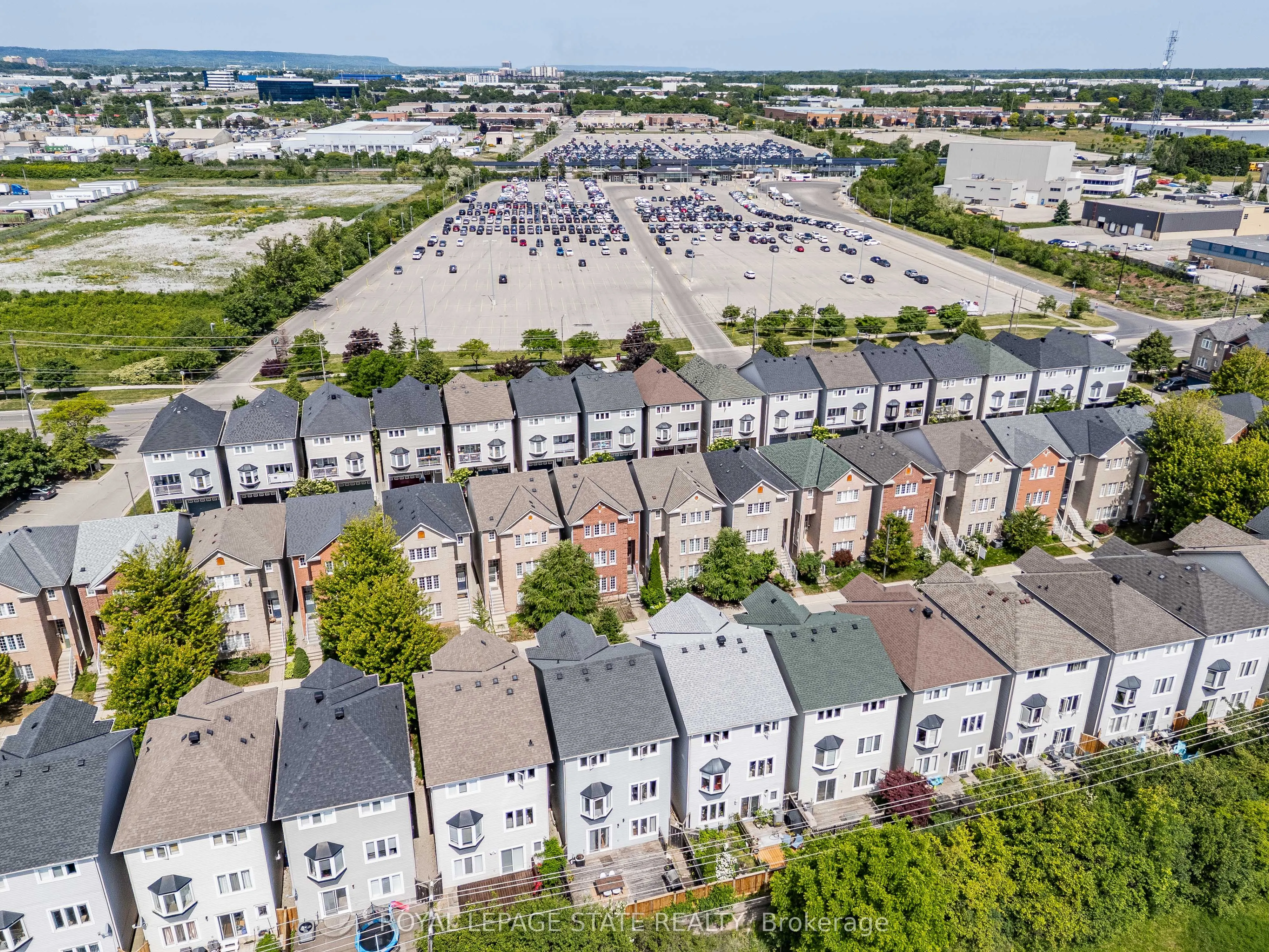 5090 Fairview Street, #20