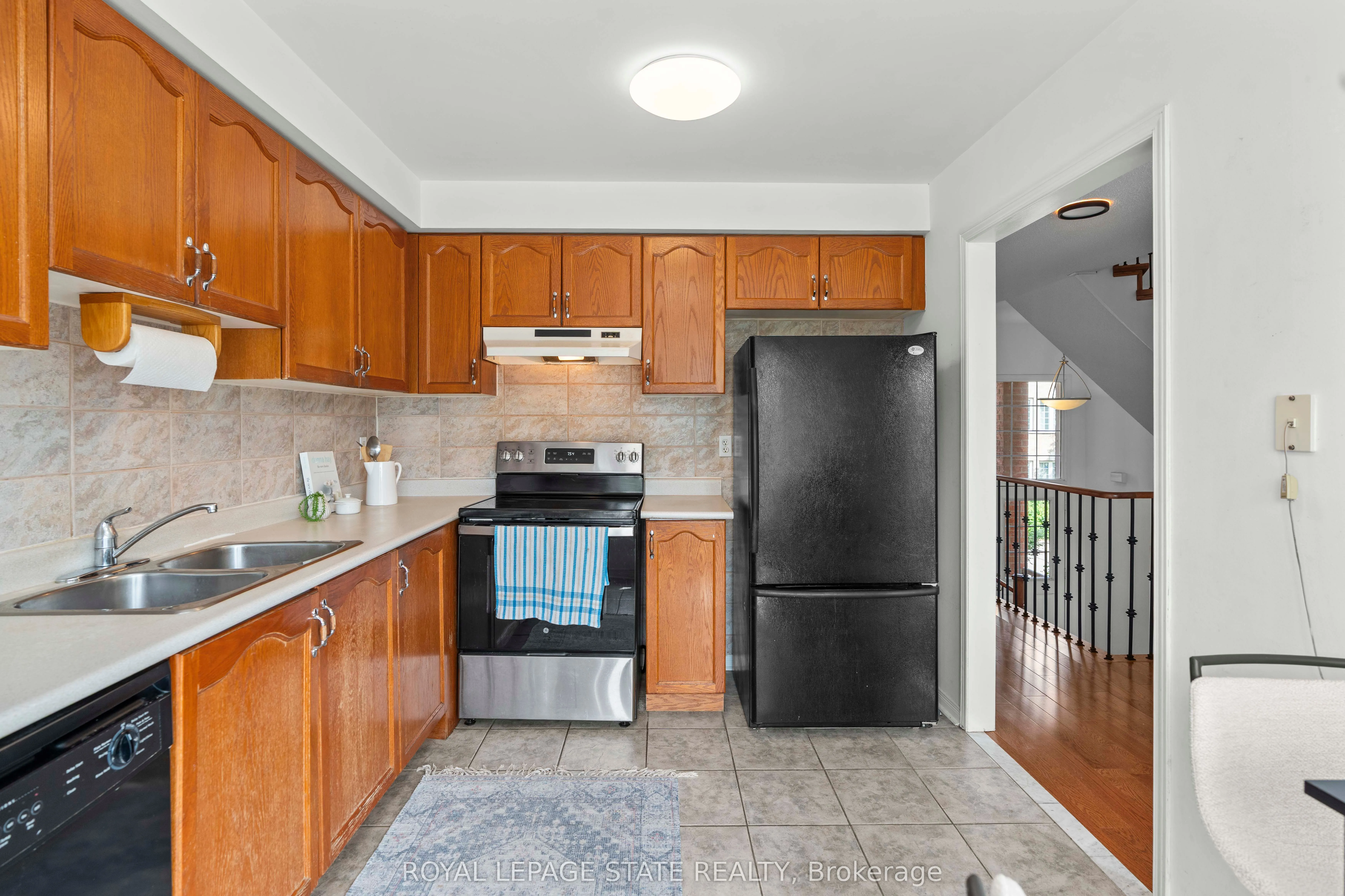 5090 Fairview Street, #20