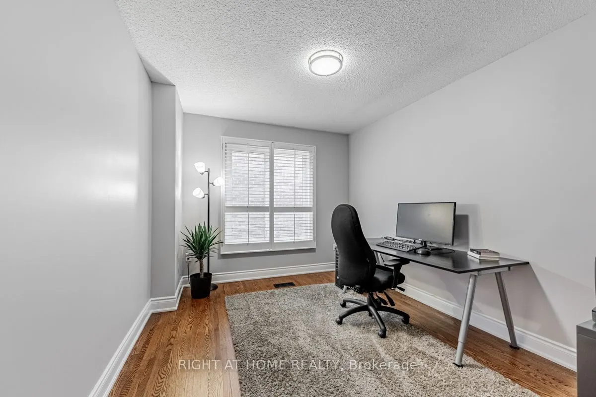 3655 Loyalist Drive
