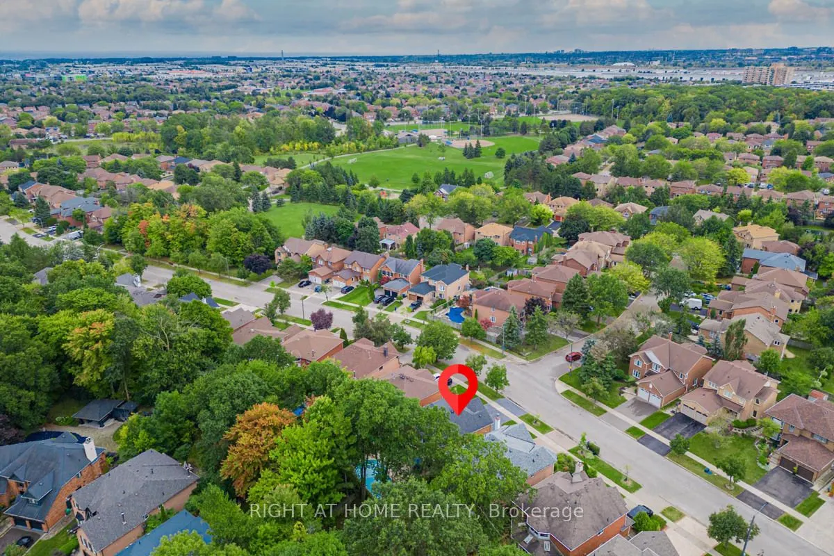 3655 Loyalist Drive