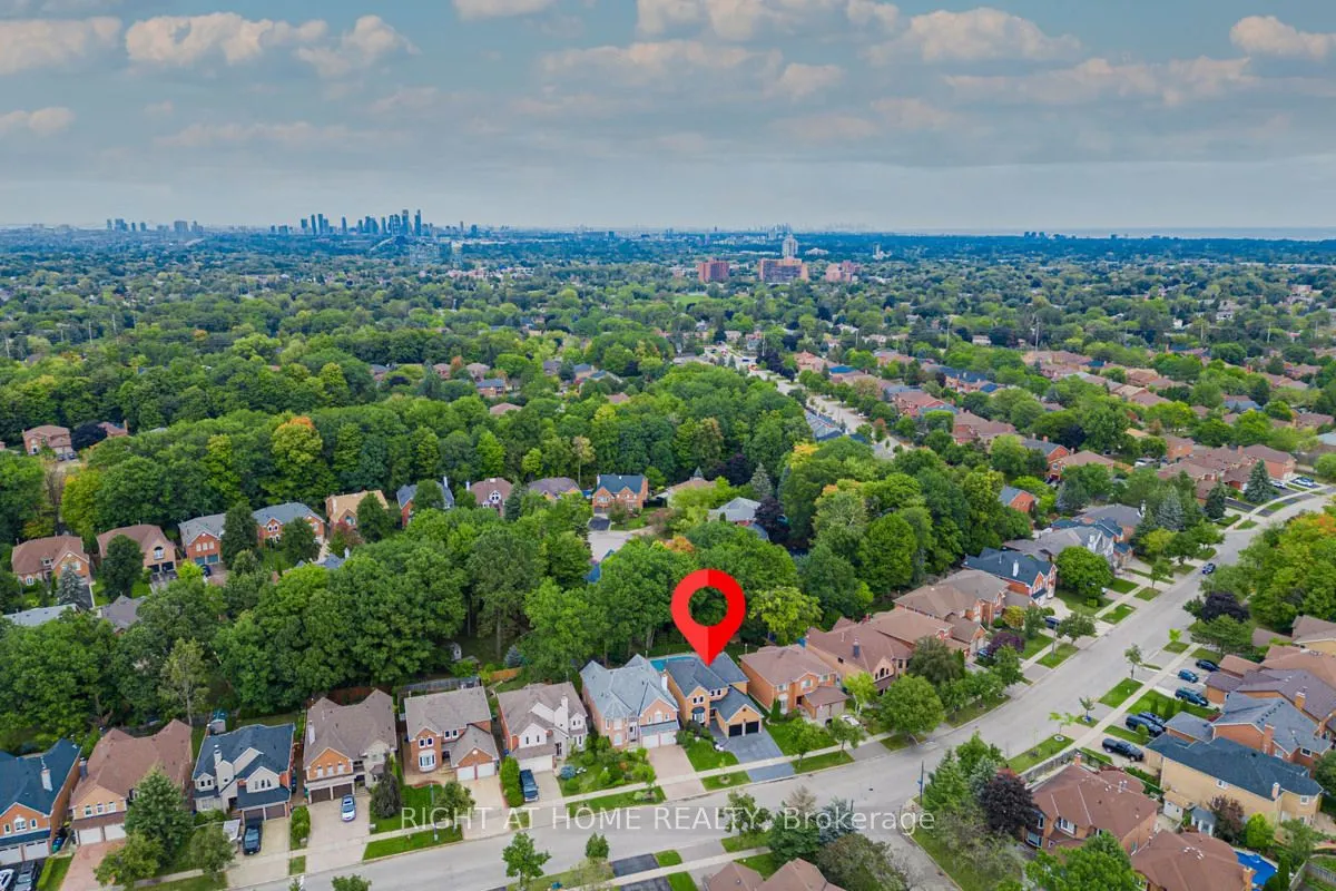 3655 Loyalist Drive