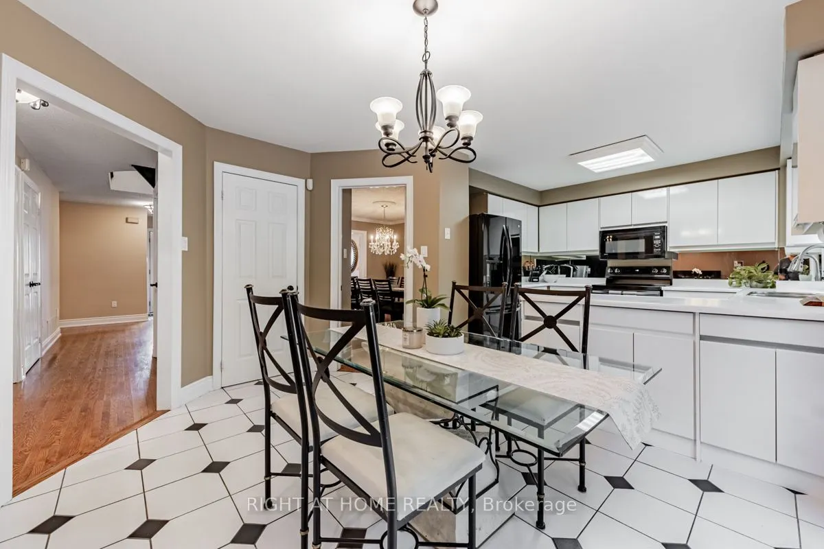 3655 Loyalist Drive