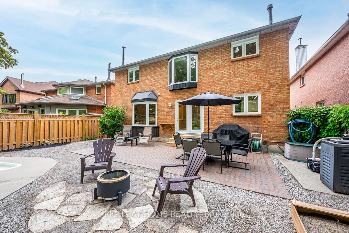 3655 Loyalist Drive