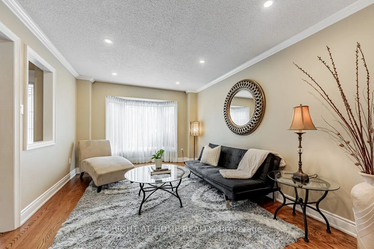 3655 Loyalist Drive