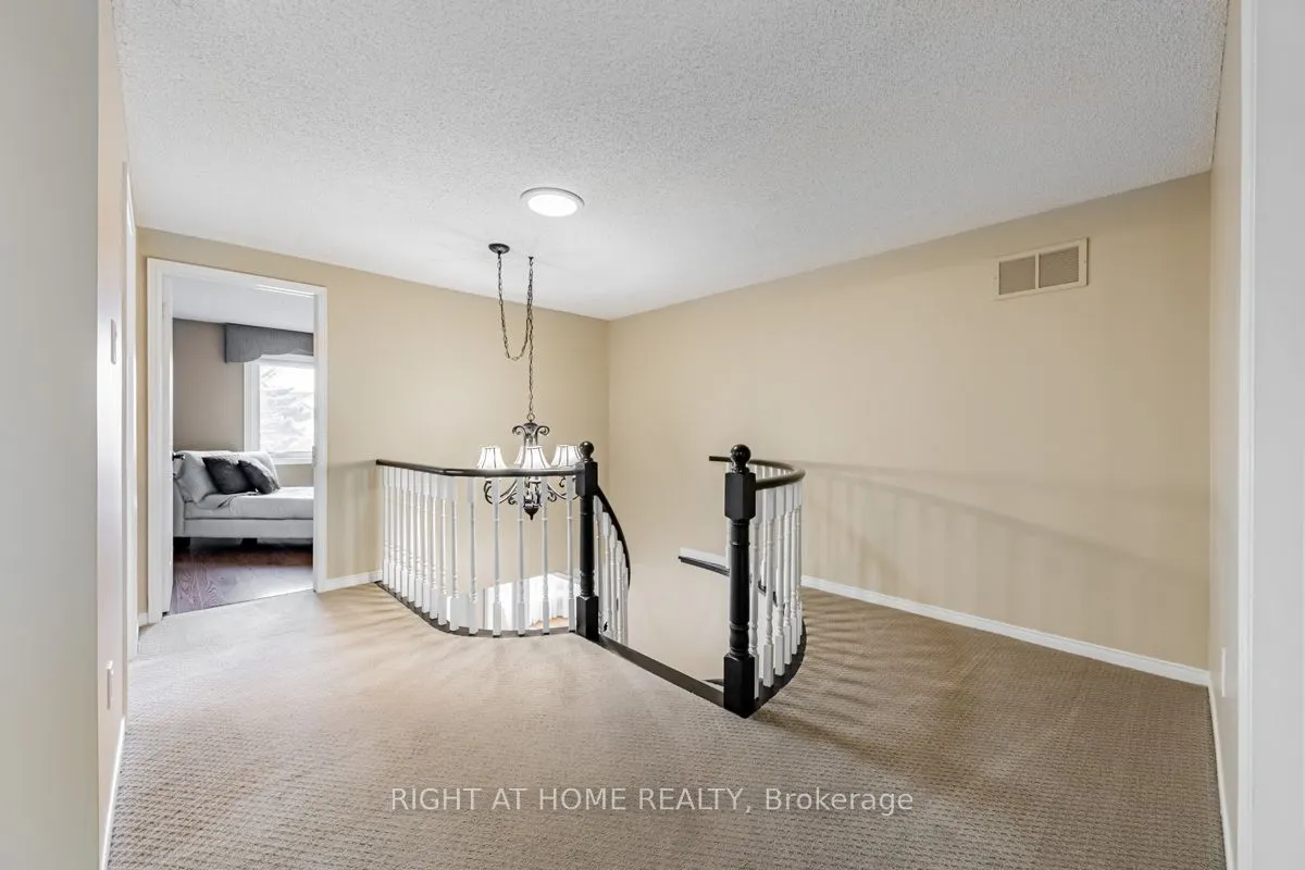 3655 Loyalist Drive