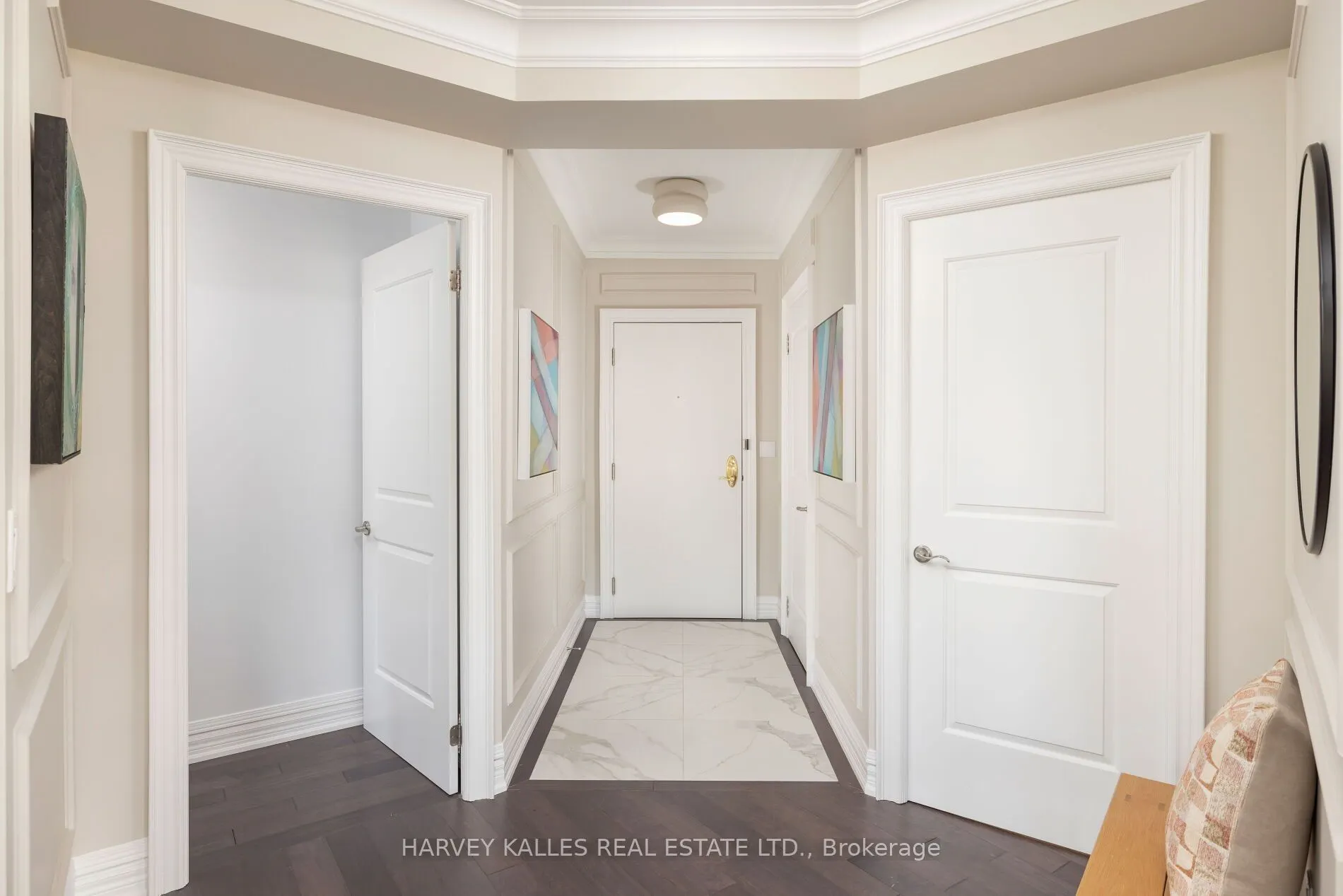 3085 Bloor Street W, #212