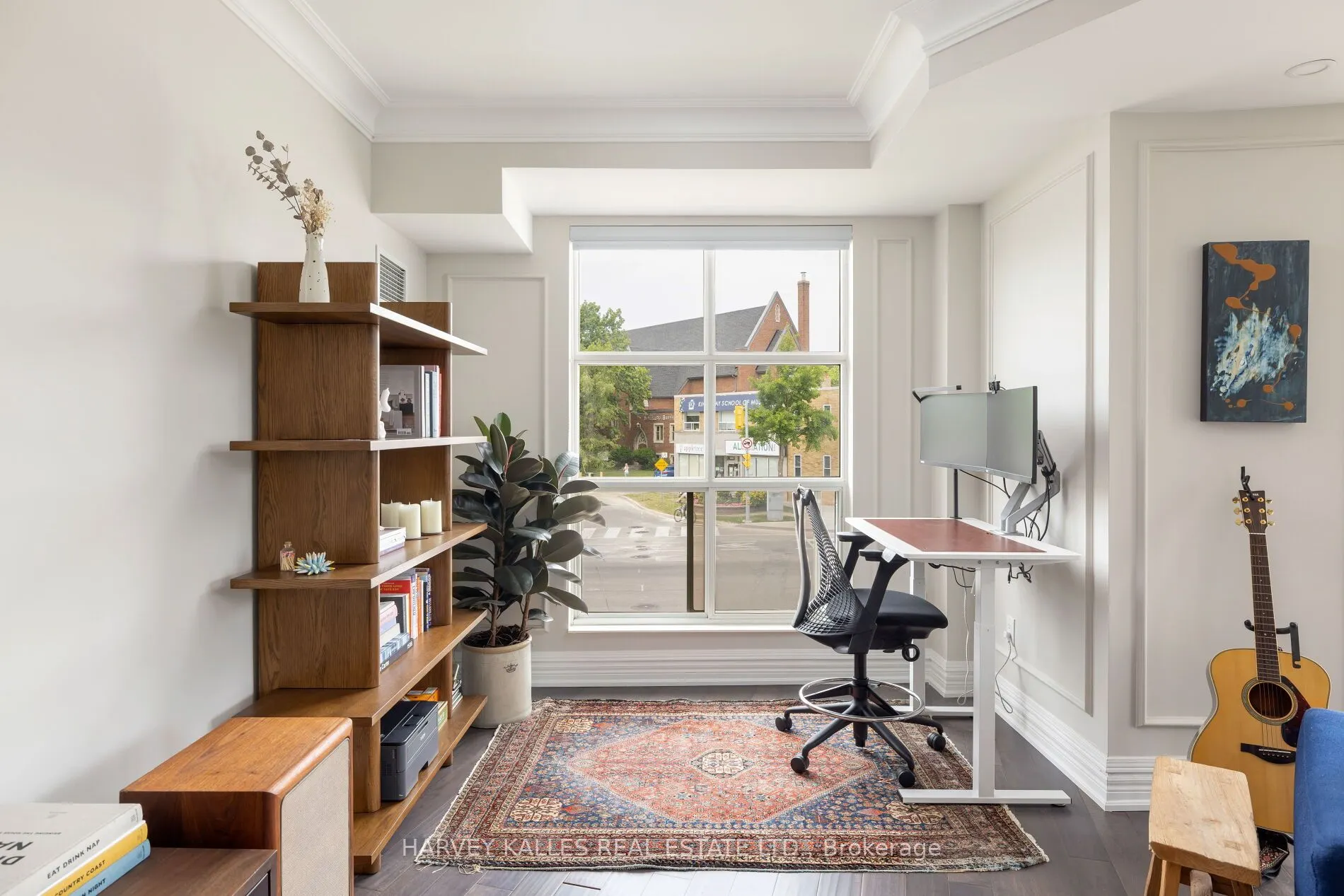 3085 Bloor Street W, #212