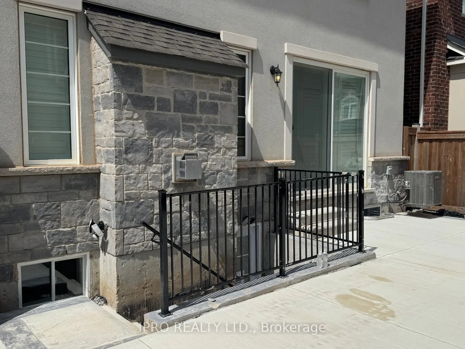 135 Camellia Crescent, #Basement