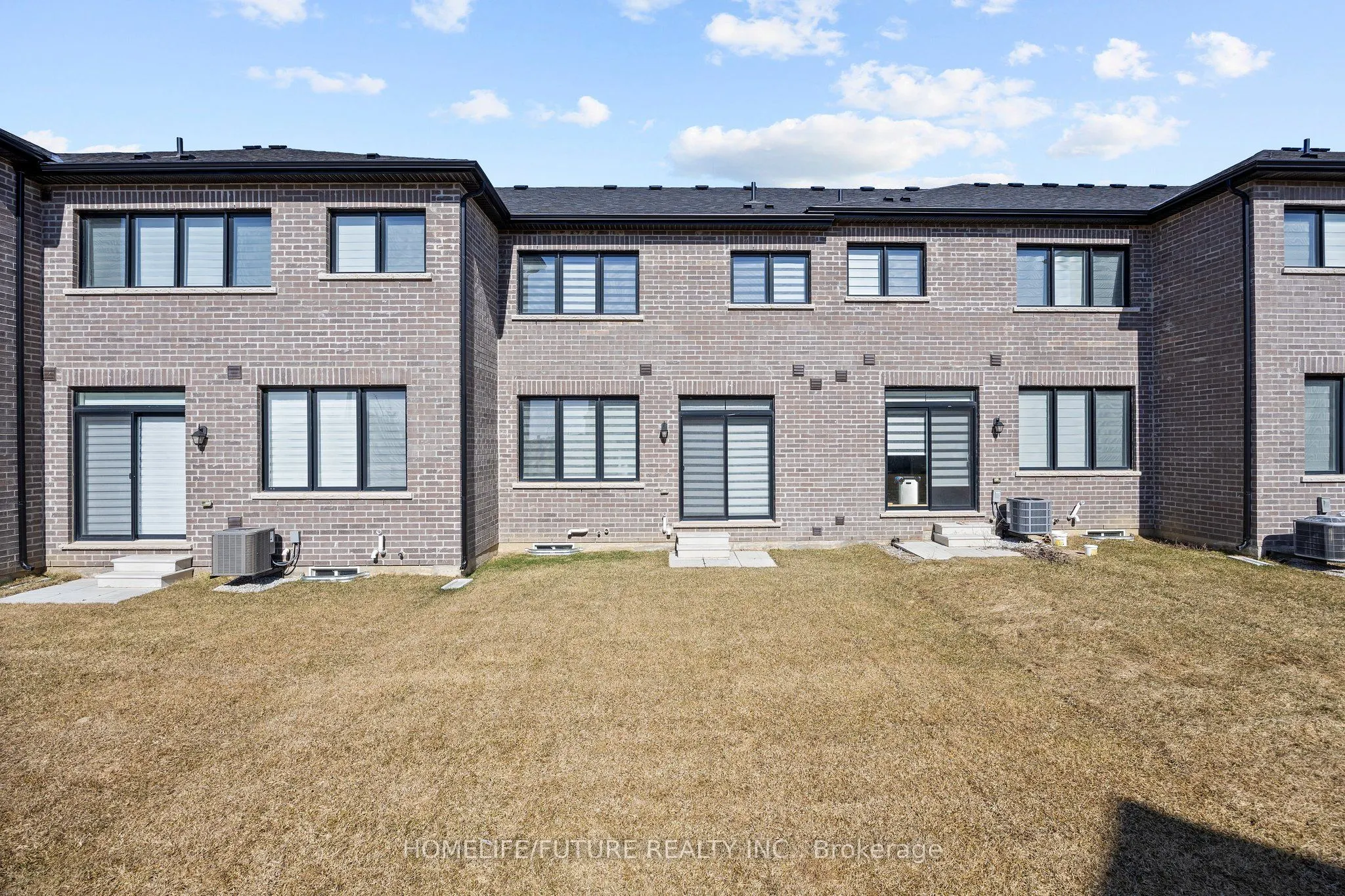 1540 Labine Point