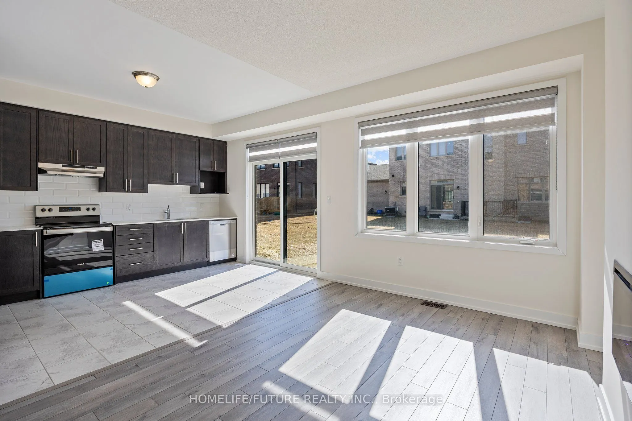 1540 Labine Point