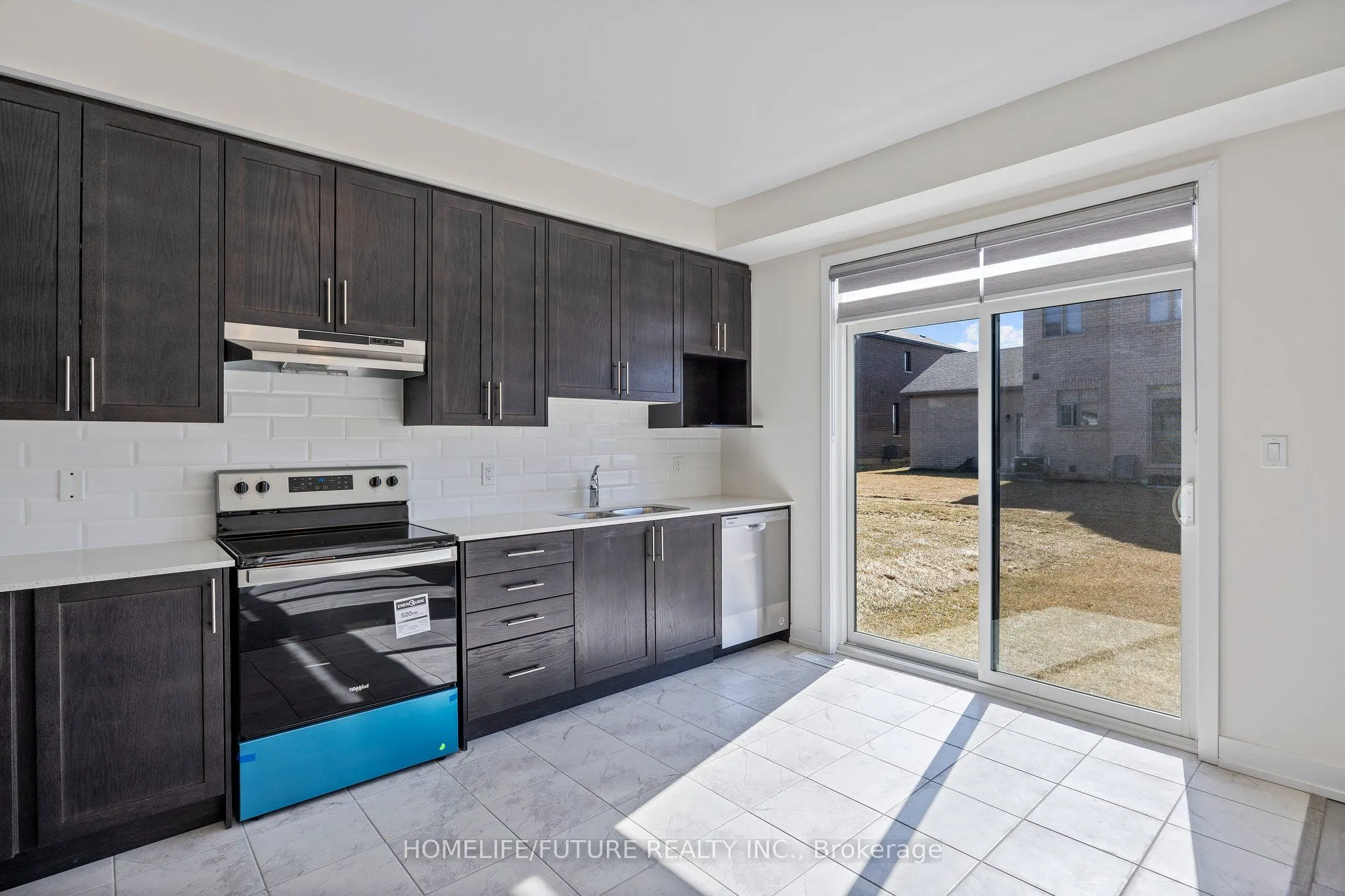 1540 Labine Point